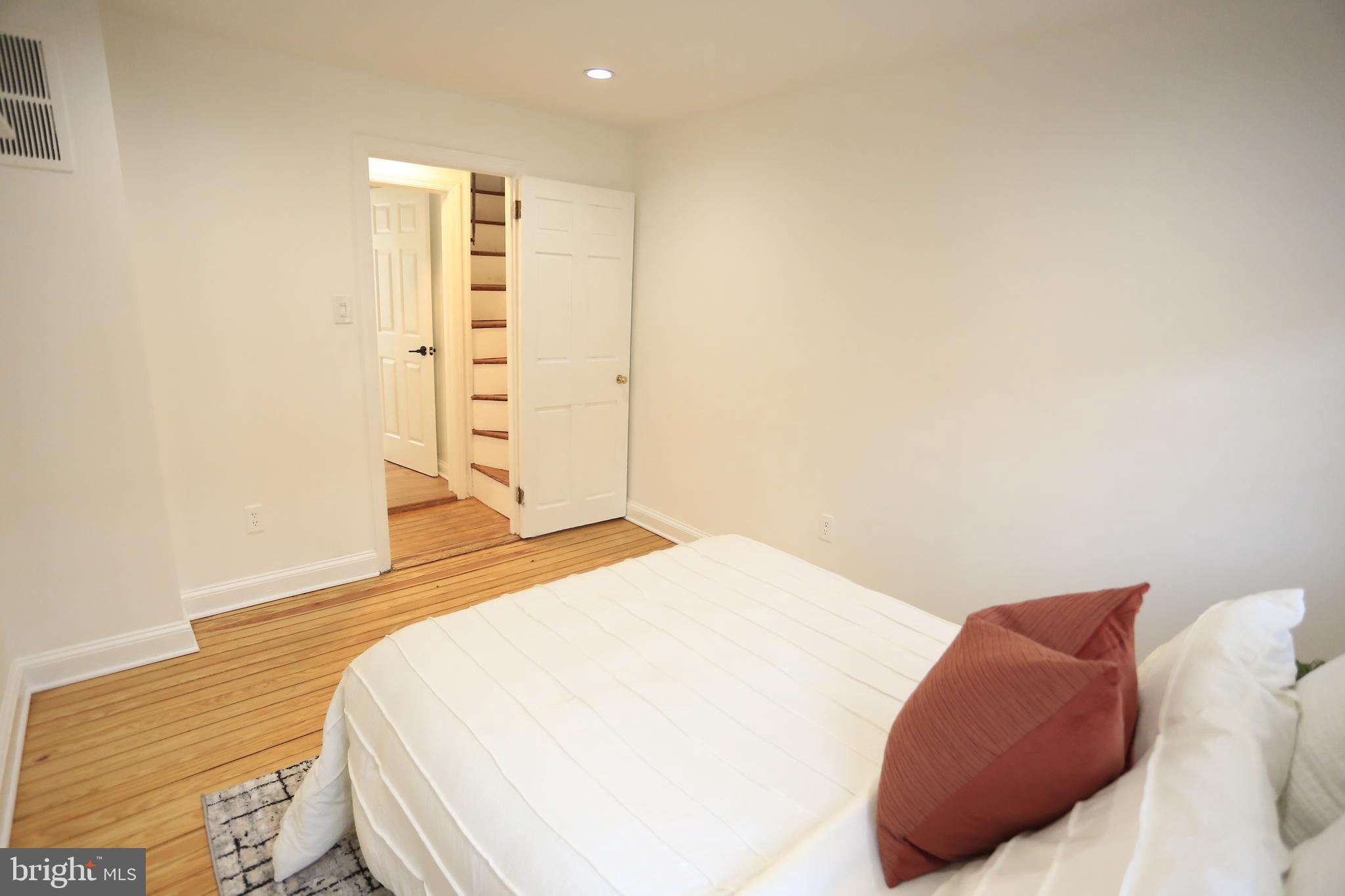 FEDERAL HILL HISTORIC DISTRICT - Residential Lease