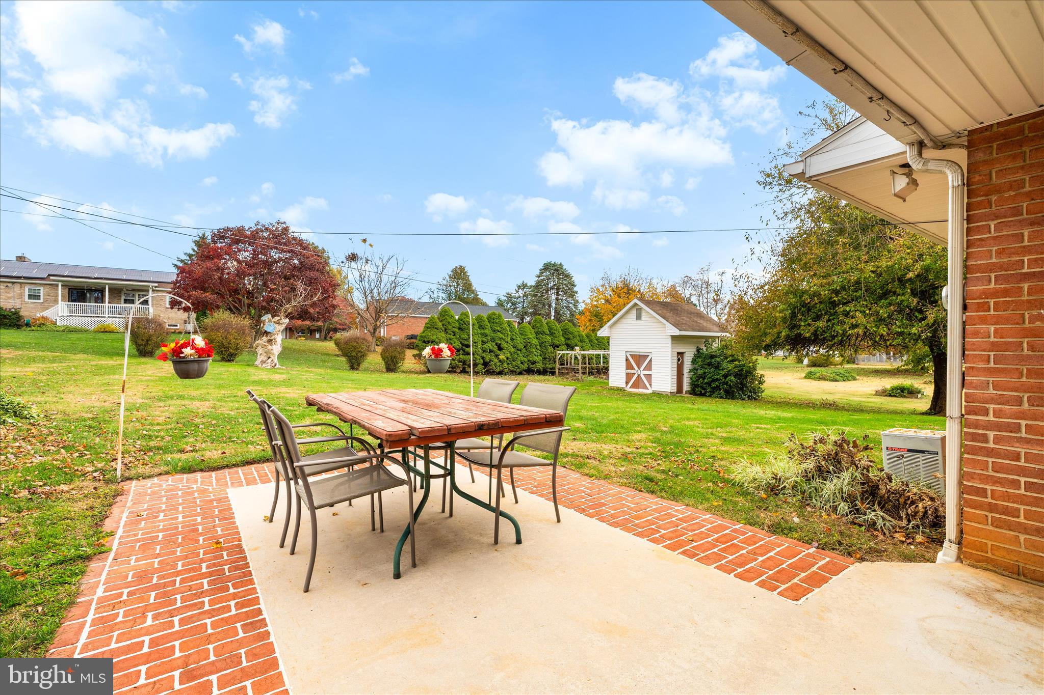 PLEASANT VIEW HEIGHTS - Residential