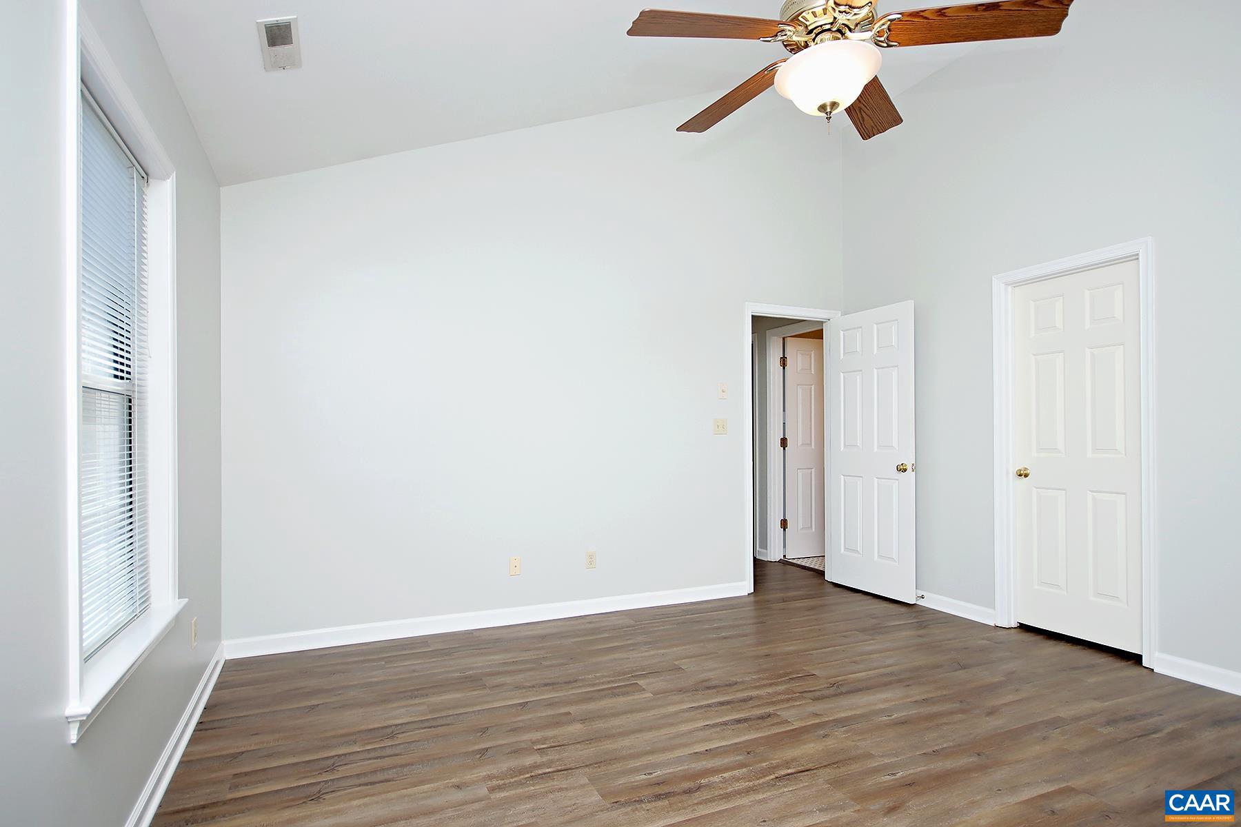 REDFIELDS - Residential