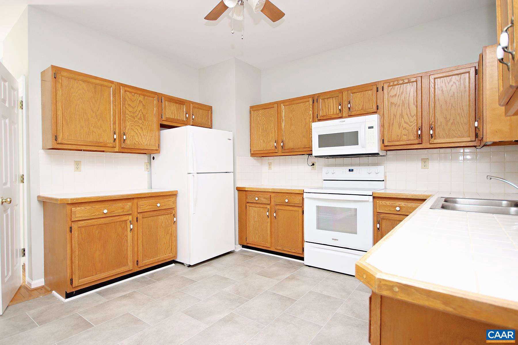 REDFIELDS - Residential