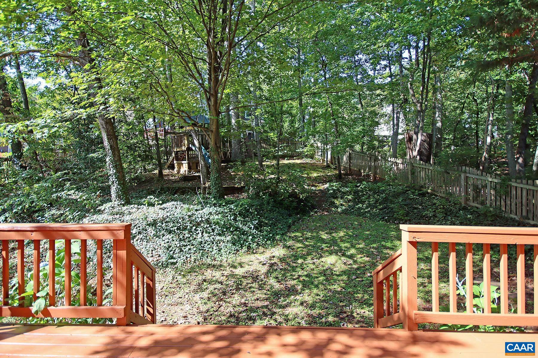 REDFIELDS - Residential