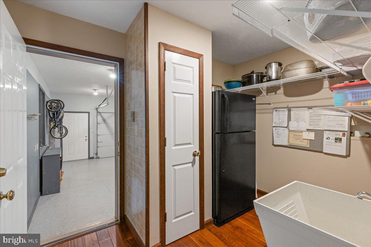 POCONO PINES - Residential