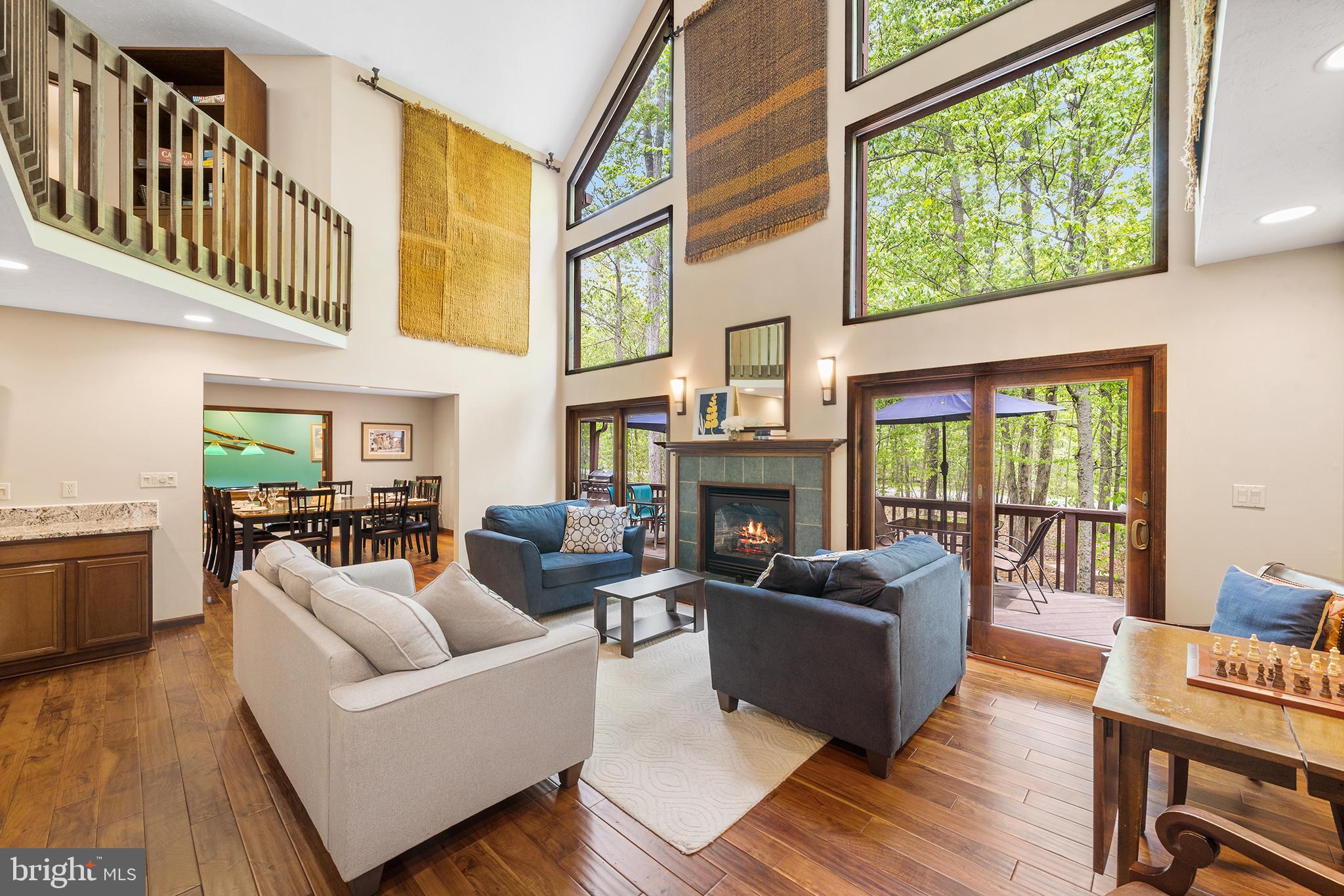 POCONO PINES - Residential