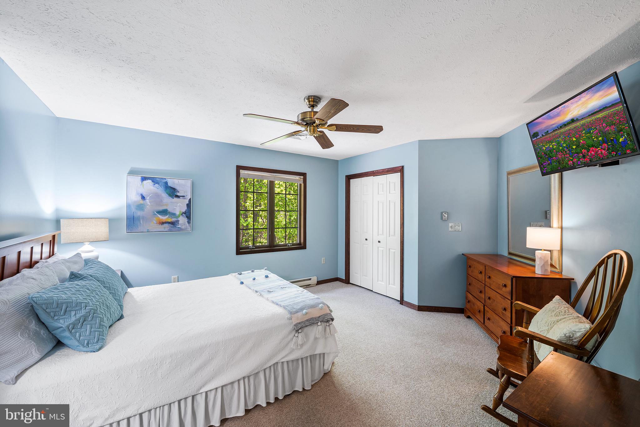 POCONO PINES - Residential