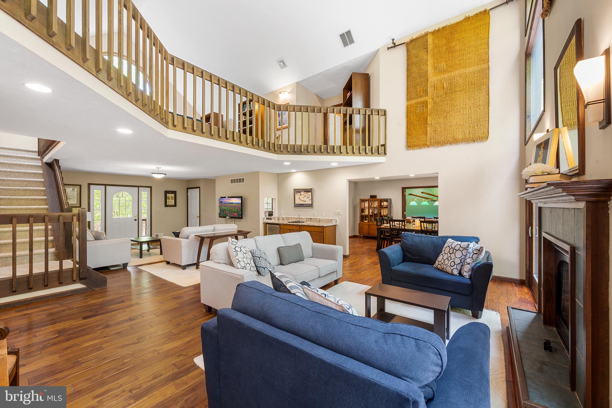 POCONO PINES - Residential