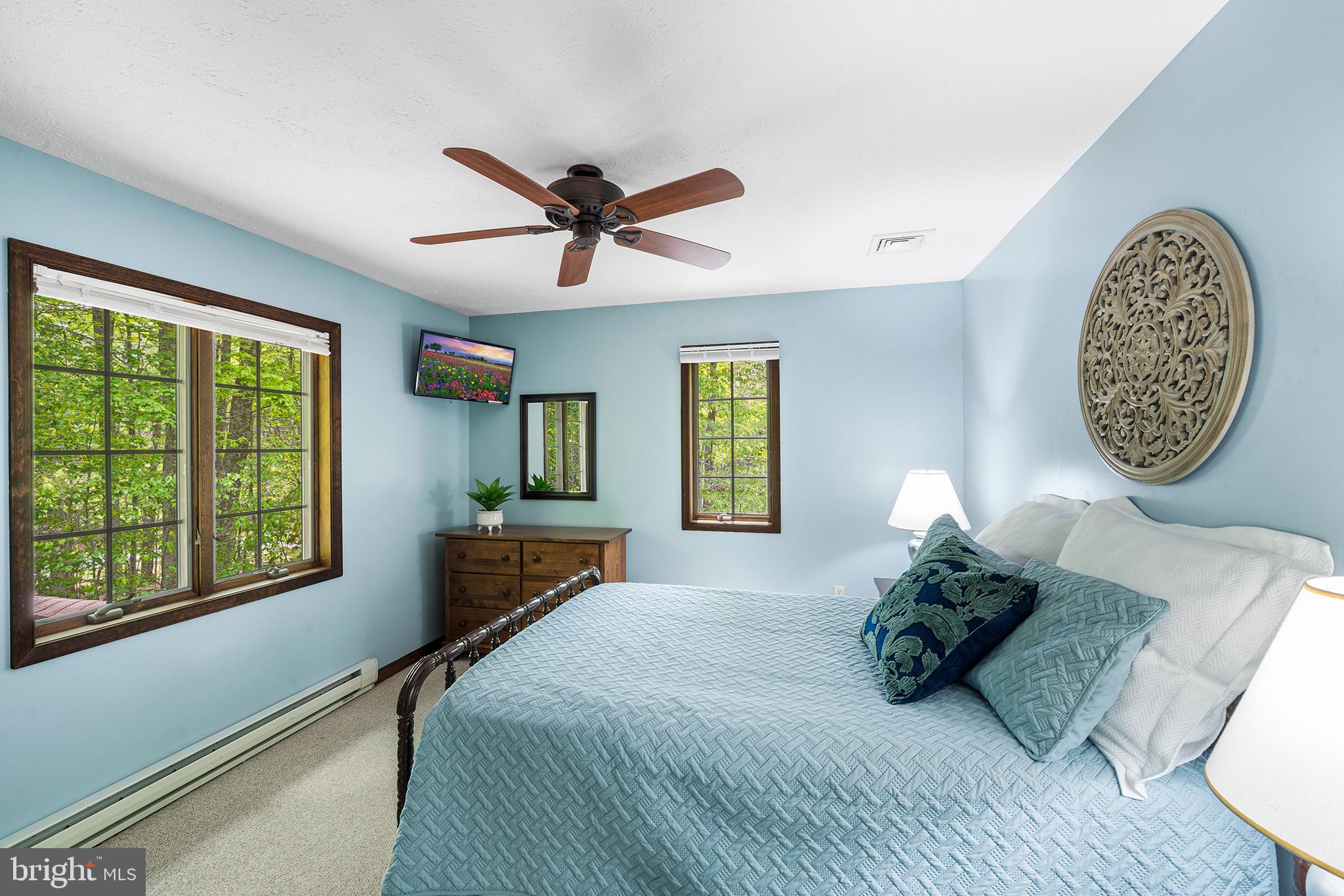 POCONO PINES - Residential