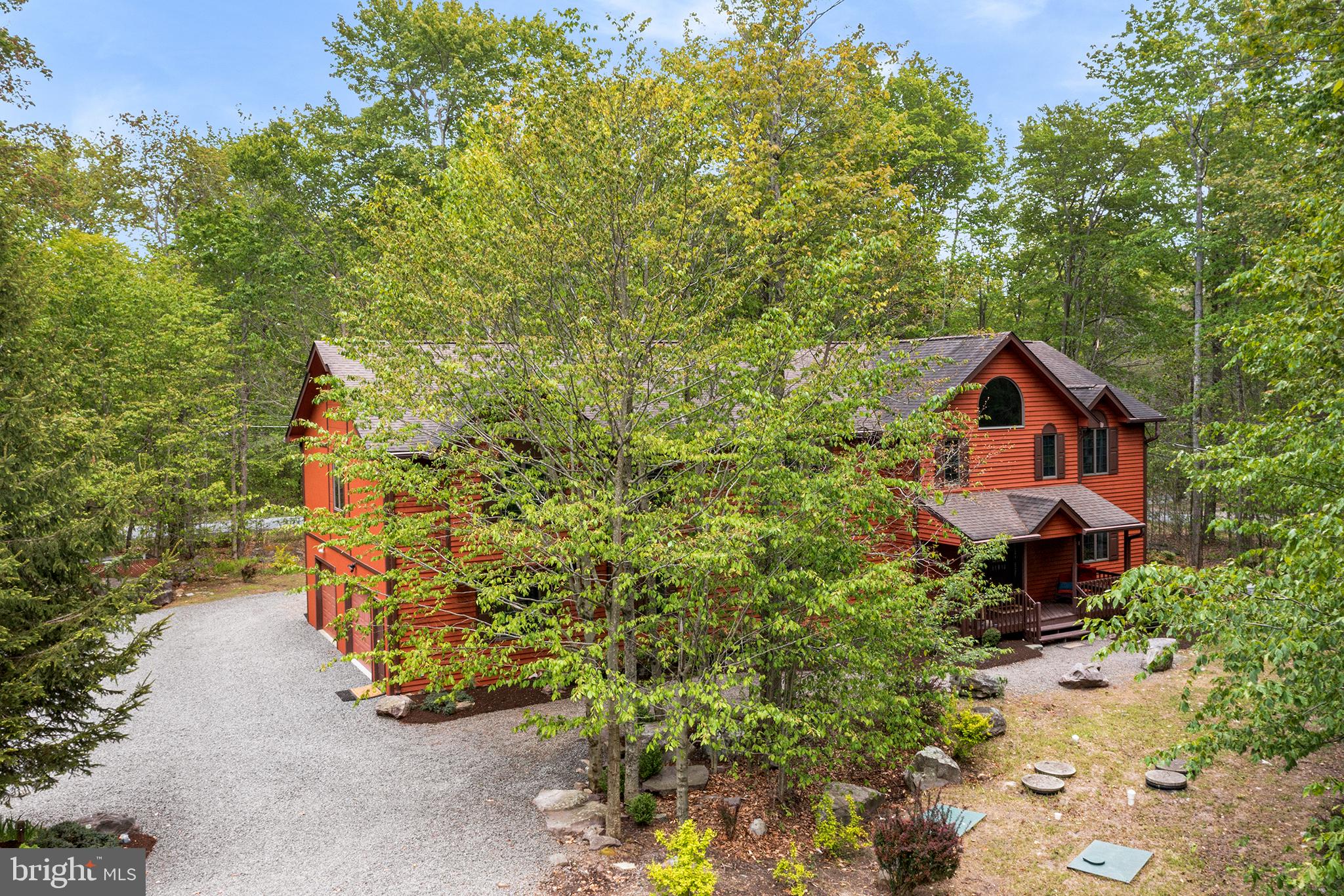 POCONO PINES - Residential