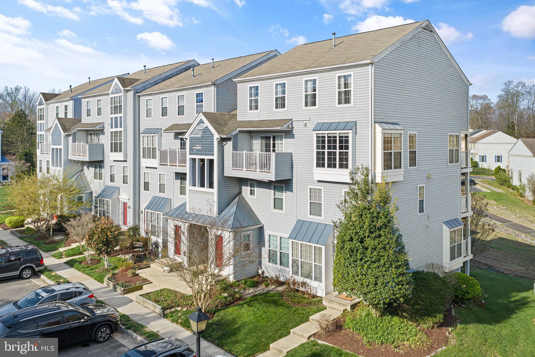 LAKE RIDGE POINTE CONDO - Residential