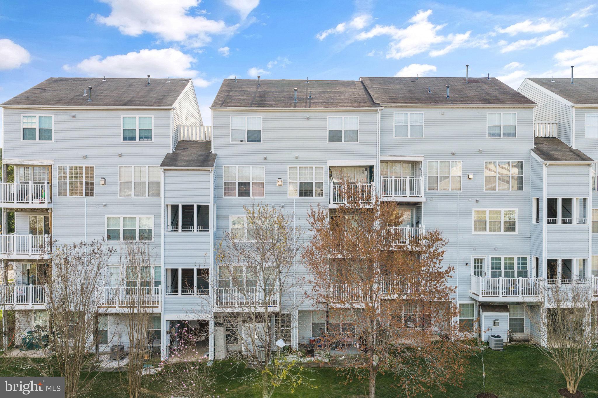 LAKE RIDGE POINTE CONDO - Residential