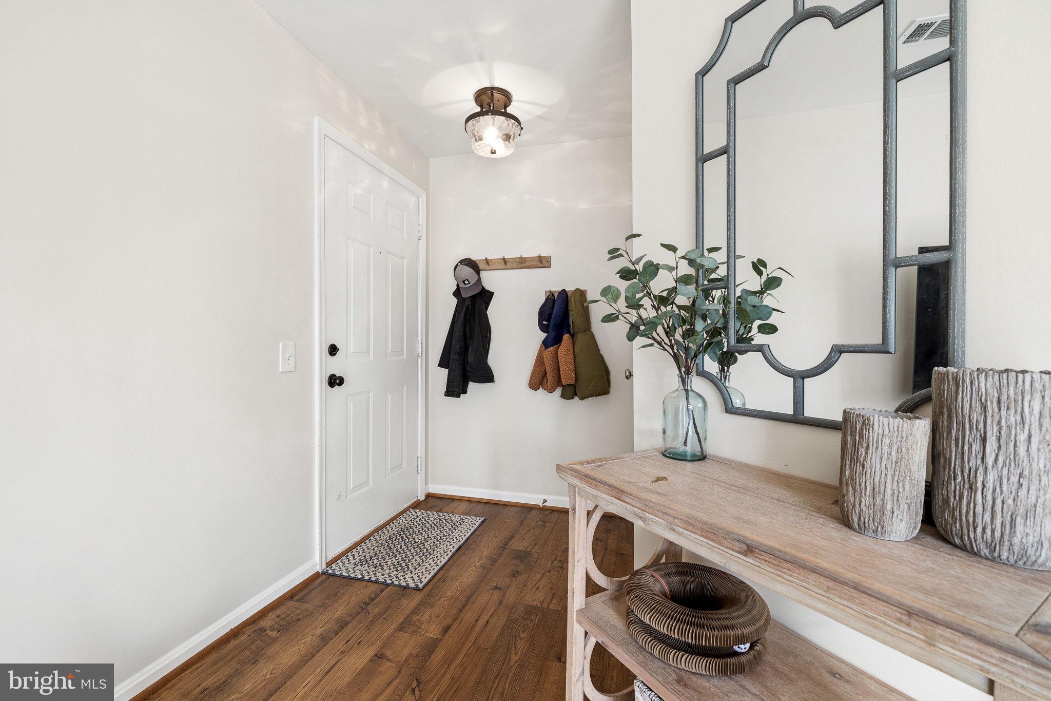 LAKE RIDGE POINTE CONDO - Residential