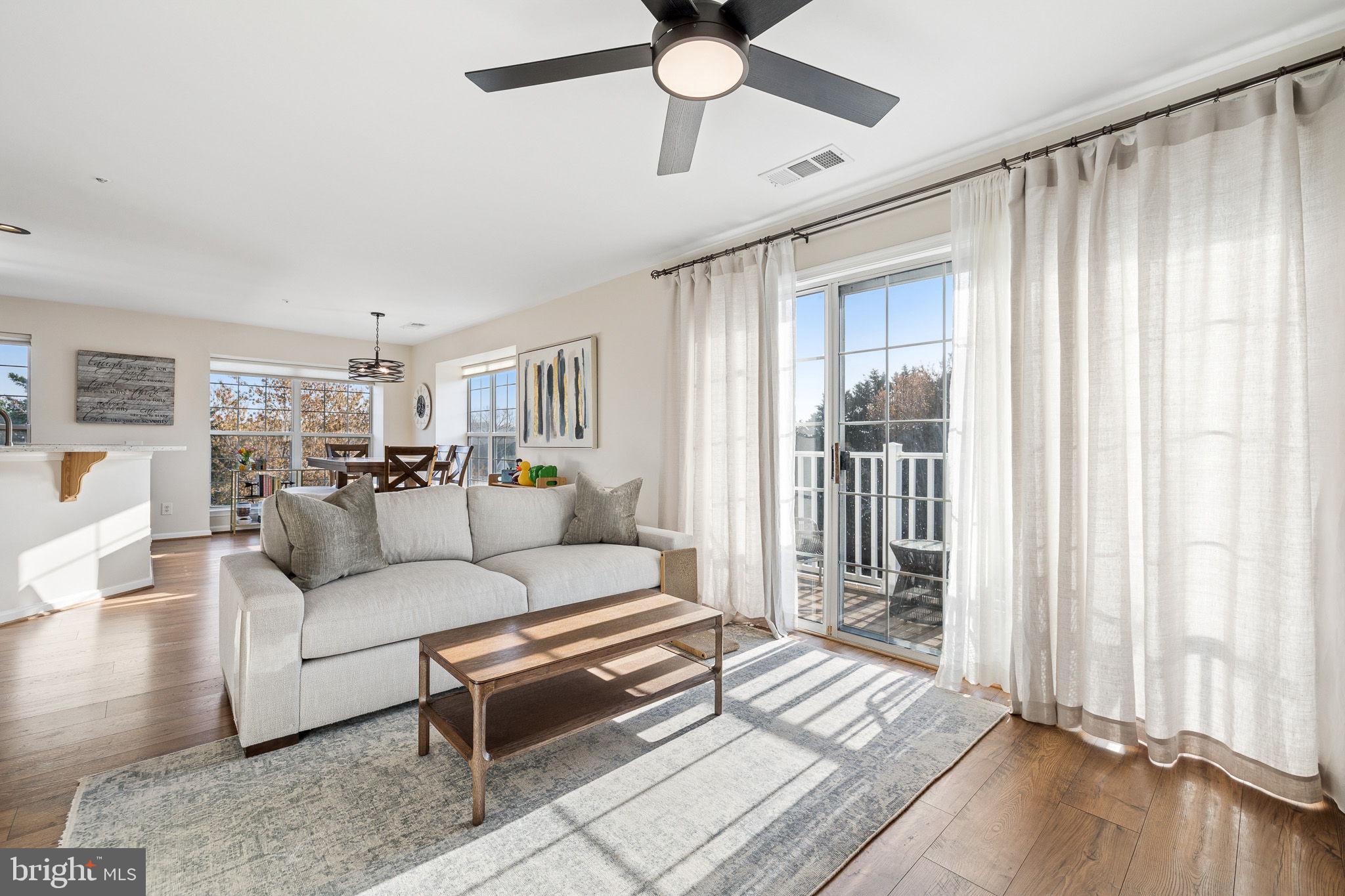 LAKE RIDGE POINTE CONDO - Residential