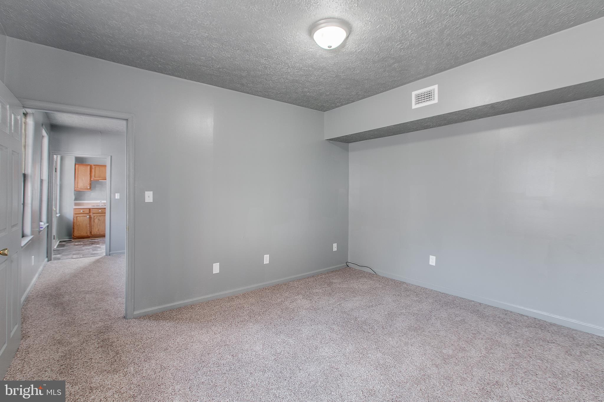 DOWNTOWN FREDERICK - Residential Lease