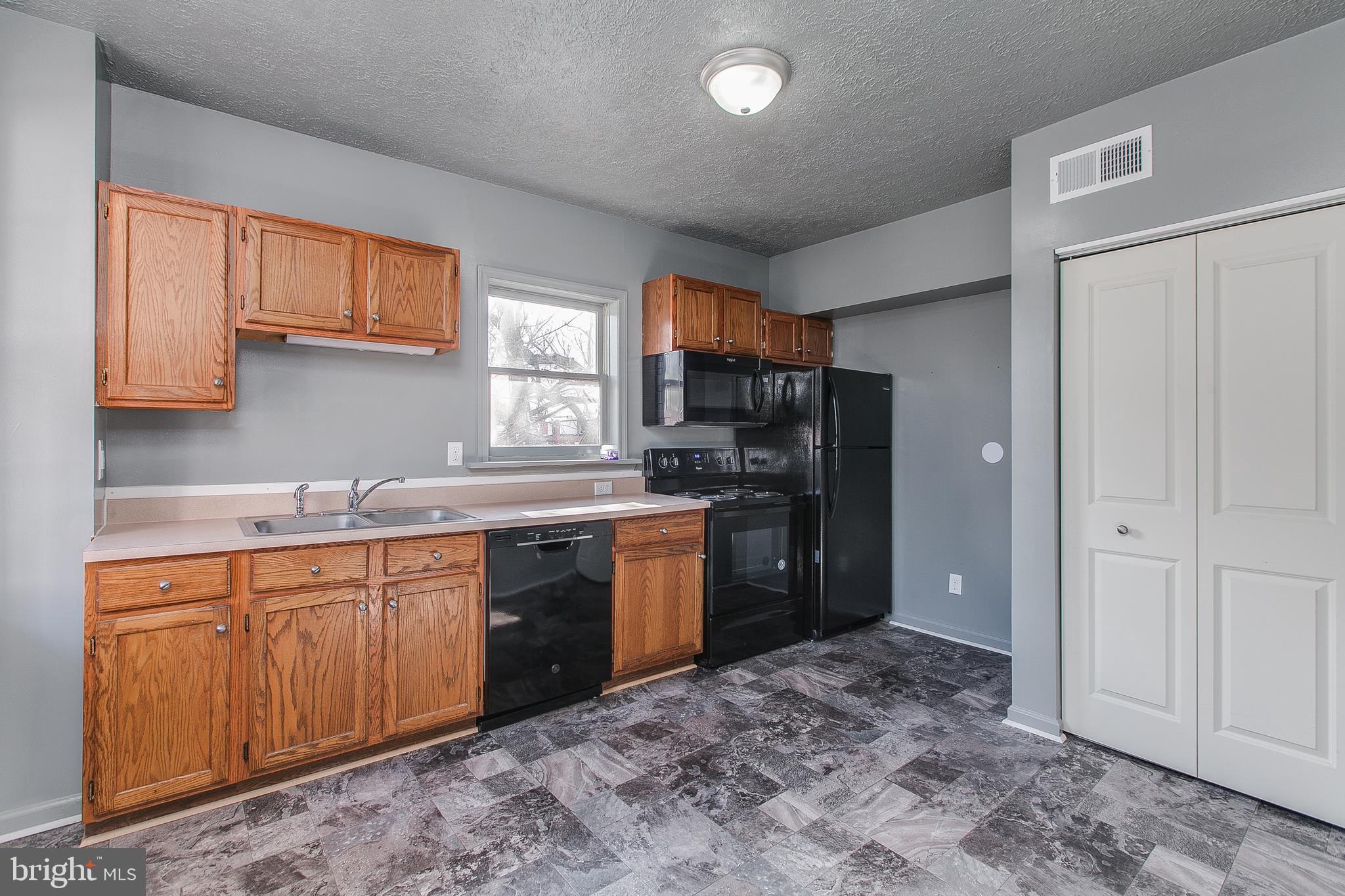 DOWNTOWN FREDERICK - Residential Lease