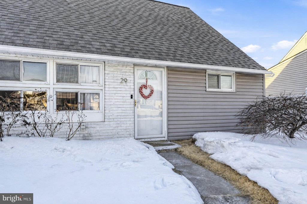 Photo of 29 New Pond Lane, LEVITTOWN, PA 19054 (MLS # PABU2113740)