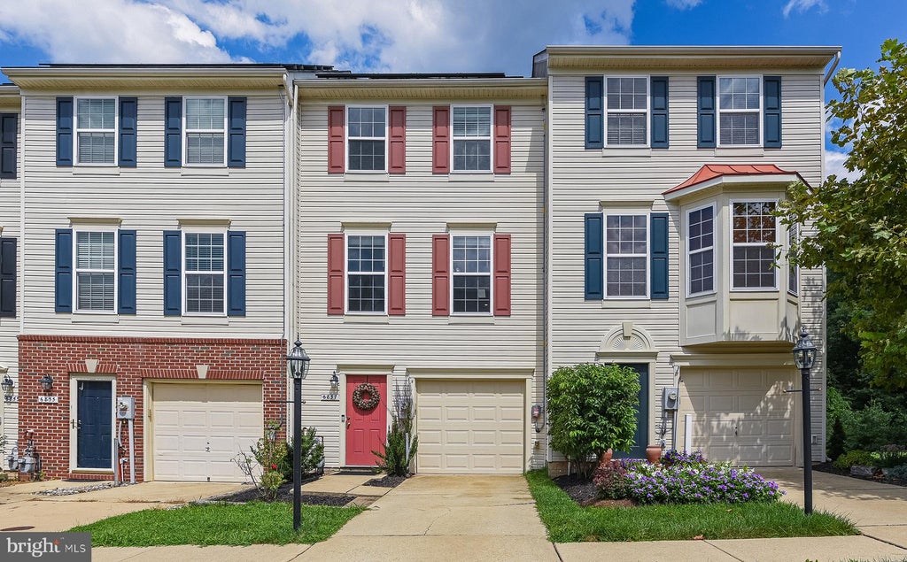 Photo of 6857 Archibald Drive, GLEN BURNIE, MD 21060 (MLS # MDAA2155950)