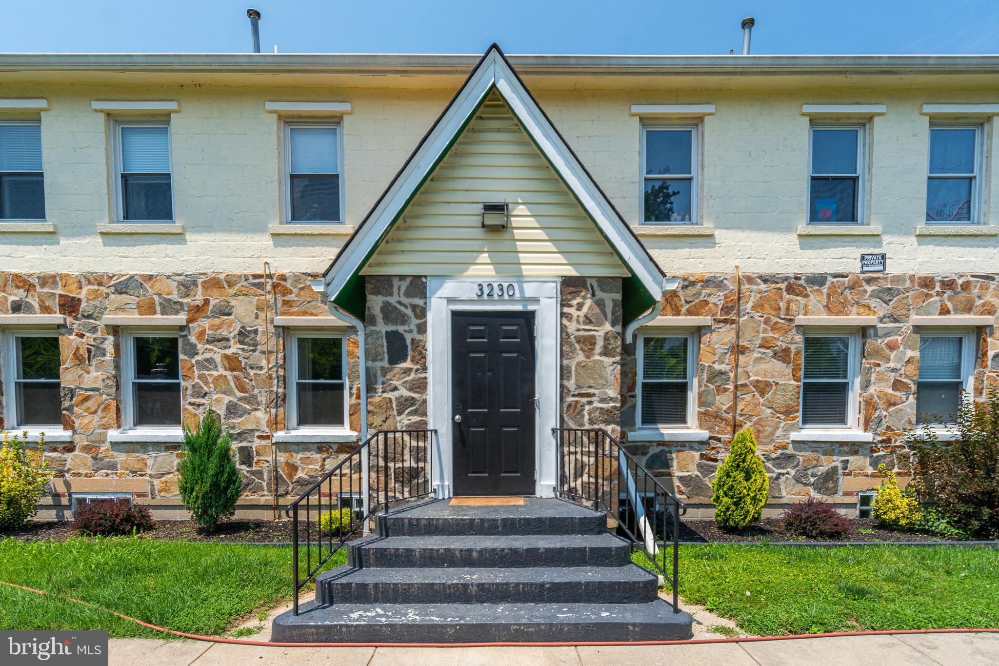 MIDDLE RIVER - Residential Lease