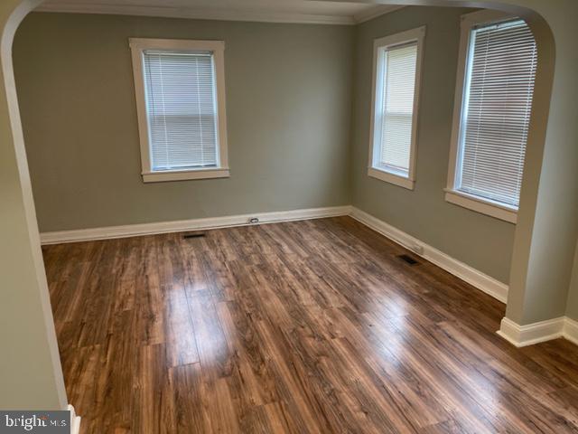 MIDDLE RIVER - Residential Lease