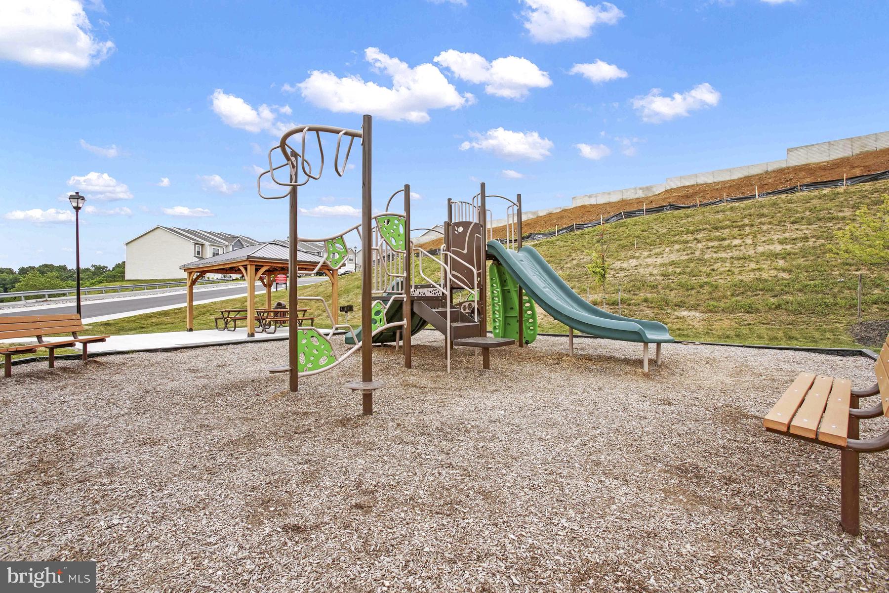 HOMEPLACE AT RIVERSIDE - Residential