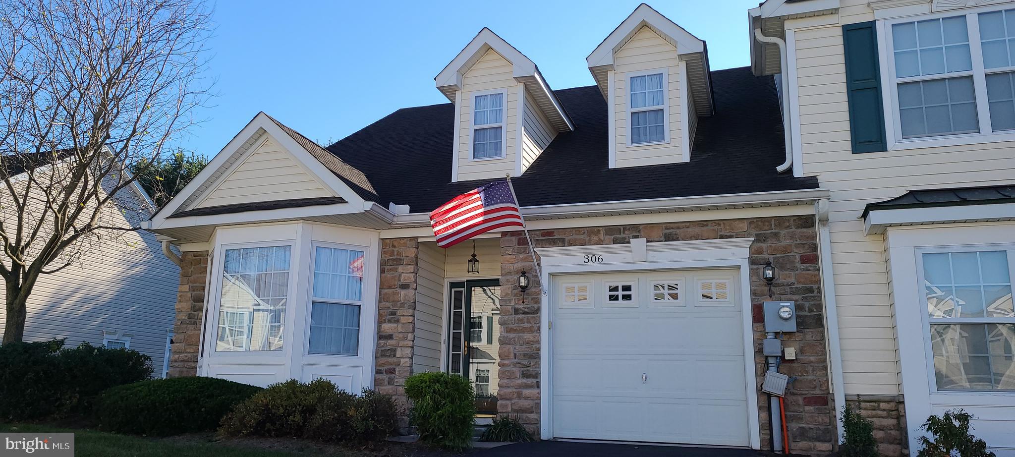 VLG AT MAIDENCREEK - Residential