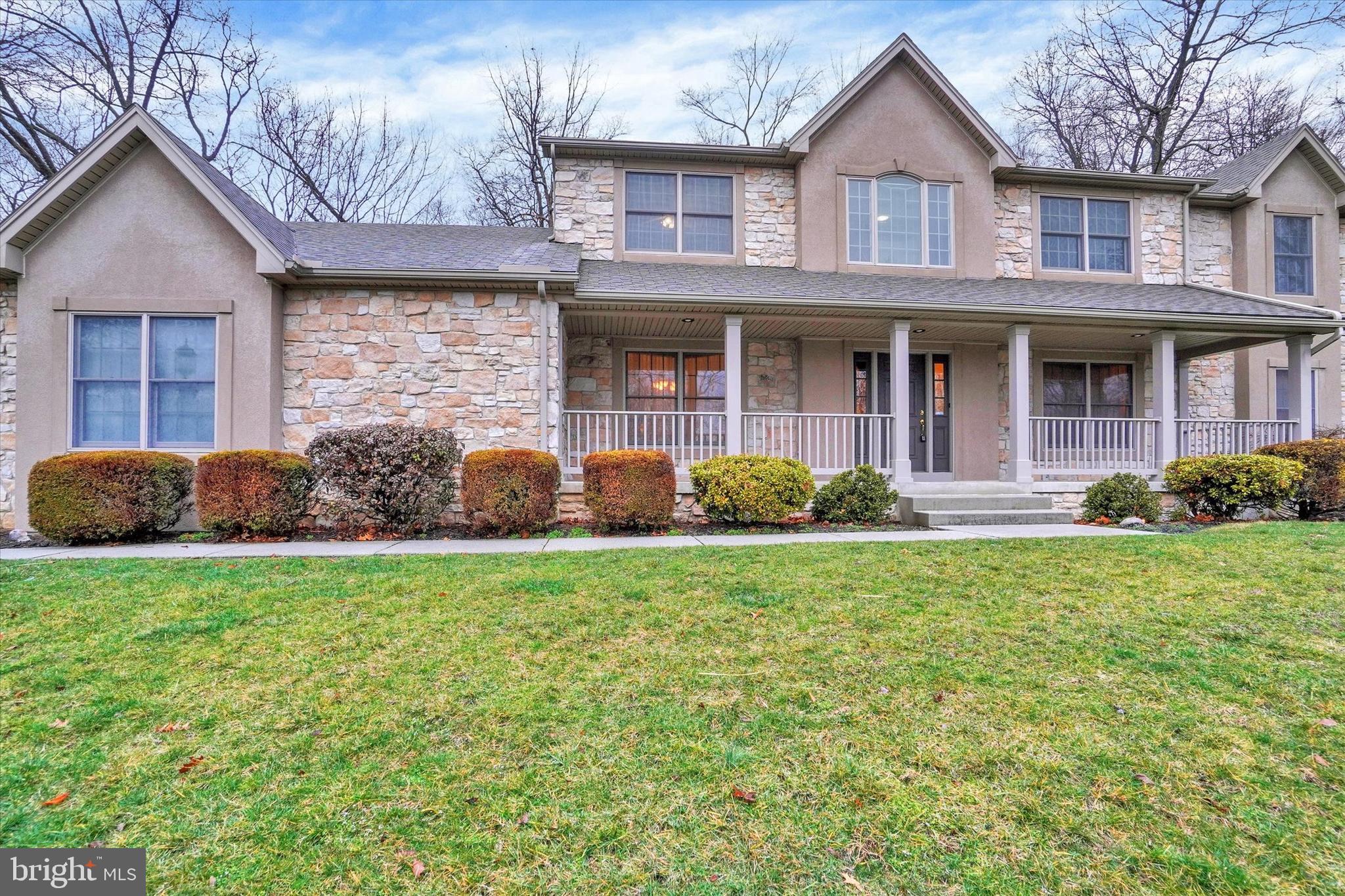 MOUNTAINDALE - Residential