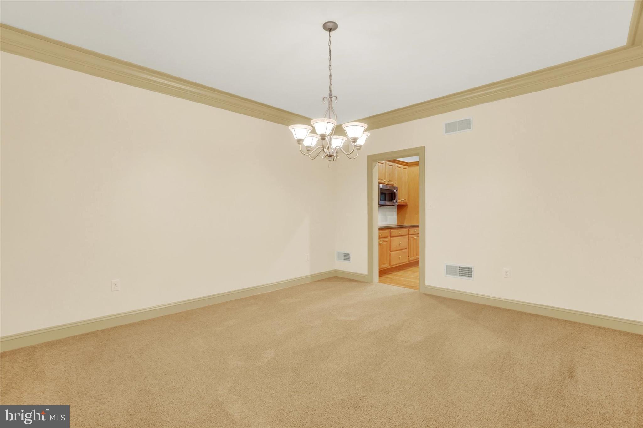 MOUNTAINDALE - Residential