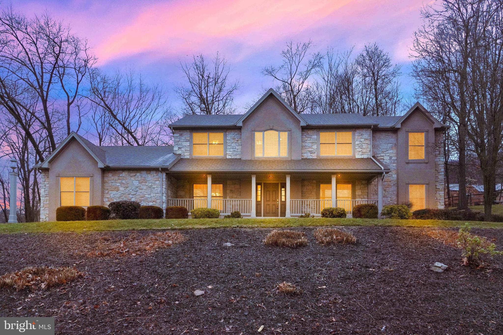 MOUNTAINDALE - Residential