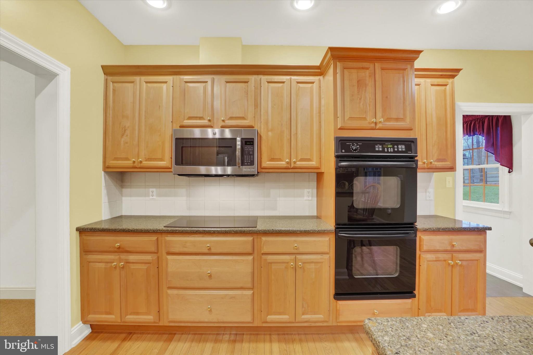 MOUNTAINDALE - Residential
