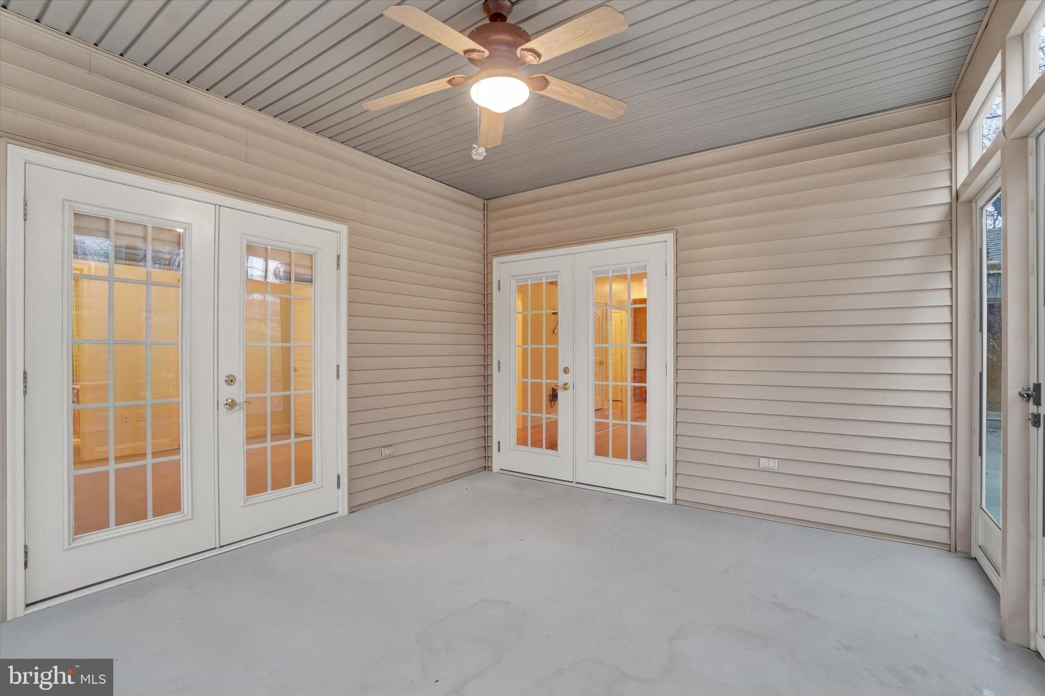 MOUNTAINDALE - Residential