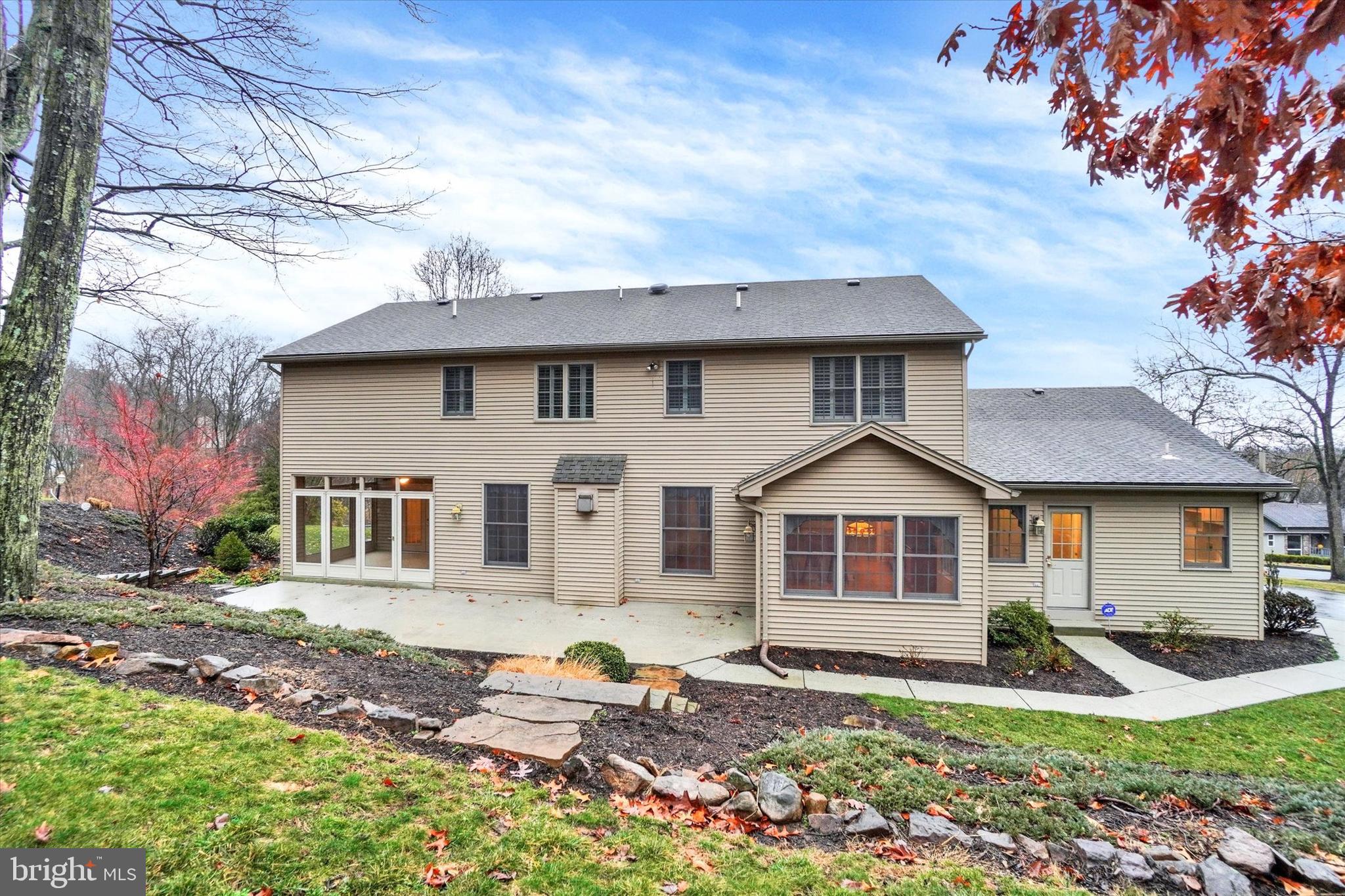 MOUNTAINDALE - Residential