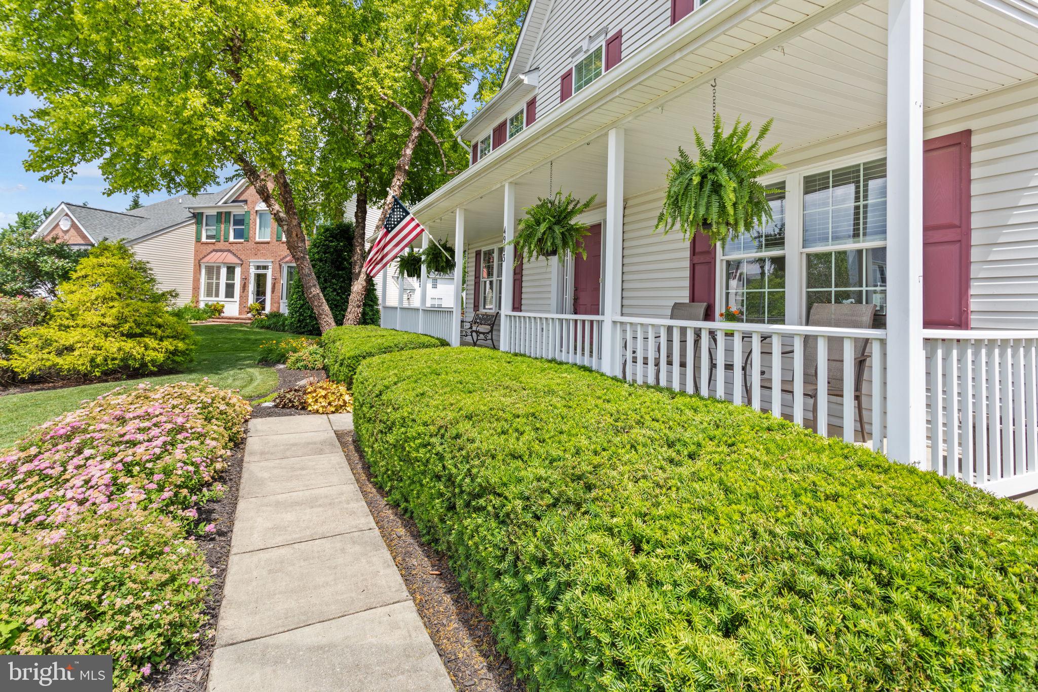 WELLINGTON TRACE - Residential