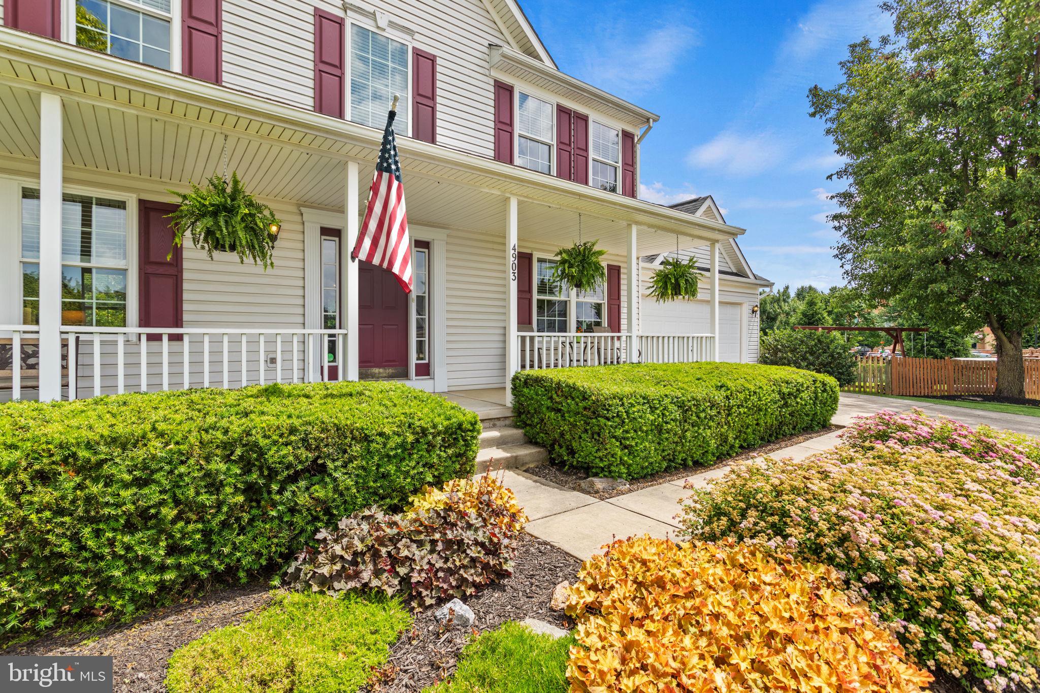 WELLINGTON TRACE - Residential