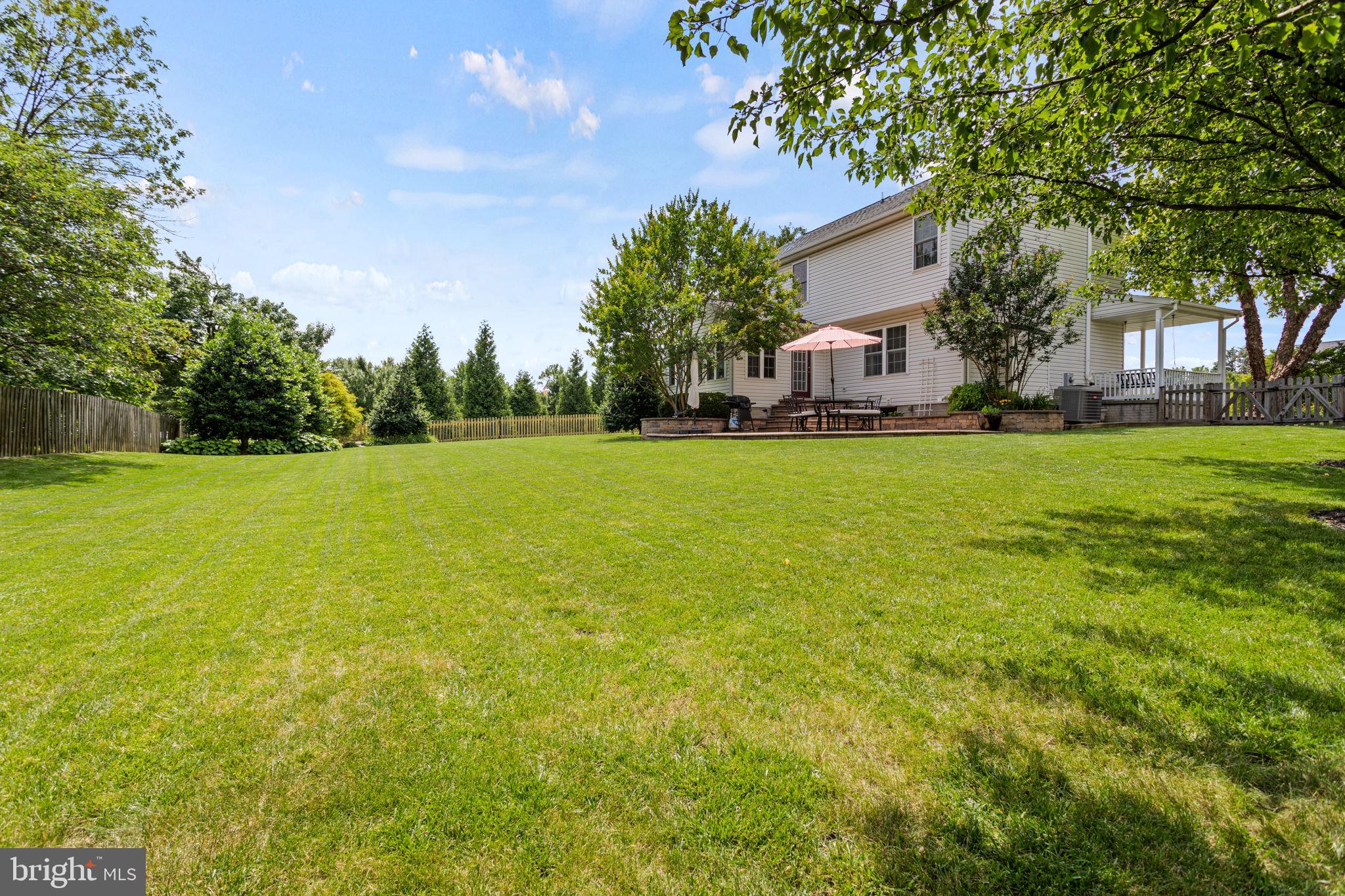 WELLINGTON TRACE - Residential