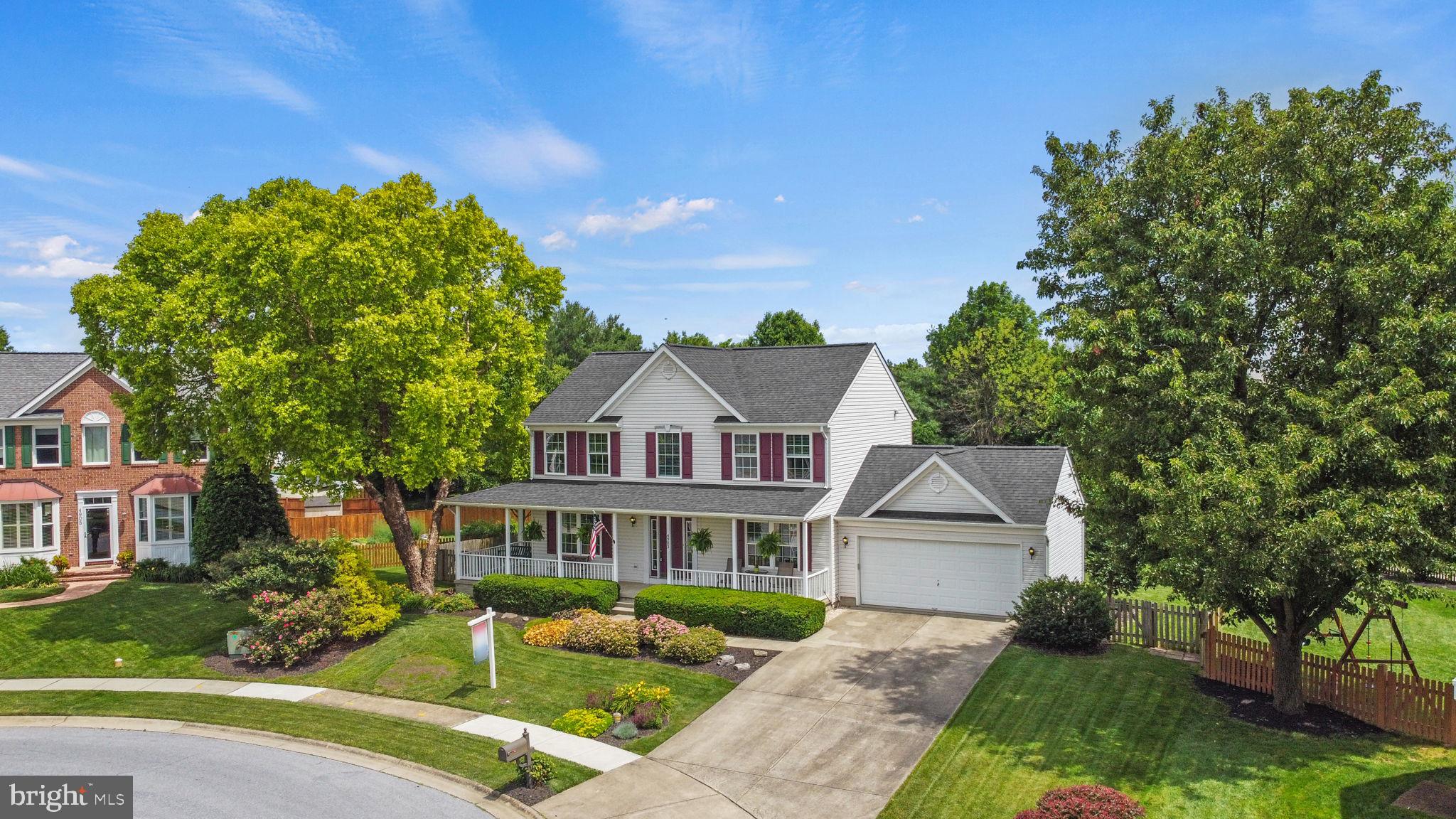 WELLINGTON TRACE - Residential