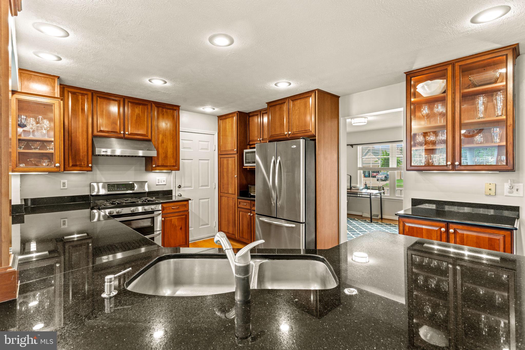 WELLINGTON TRACE - Residential