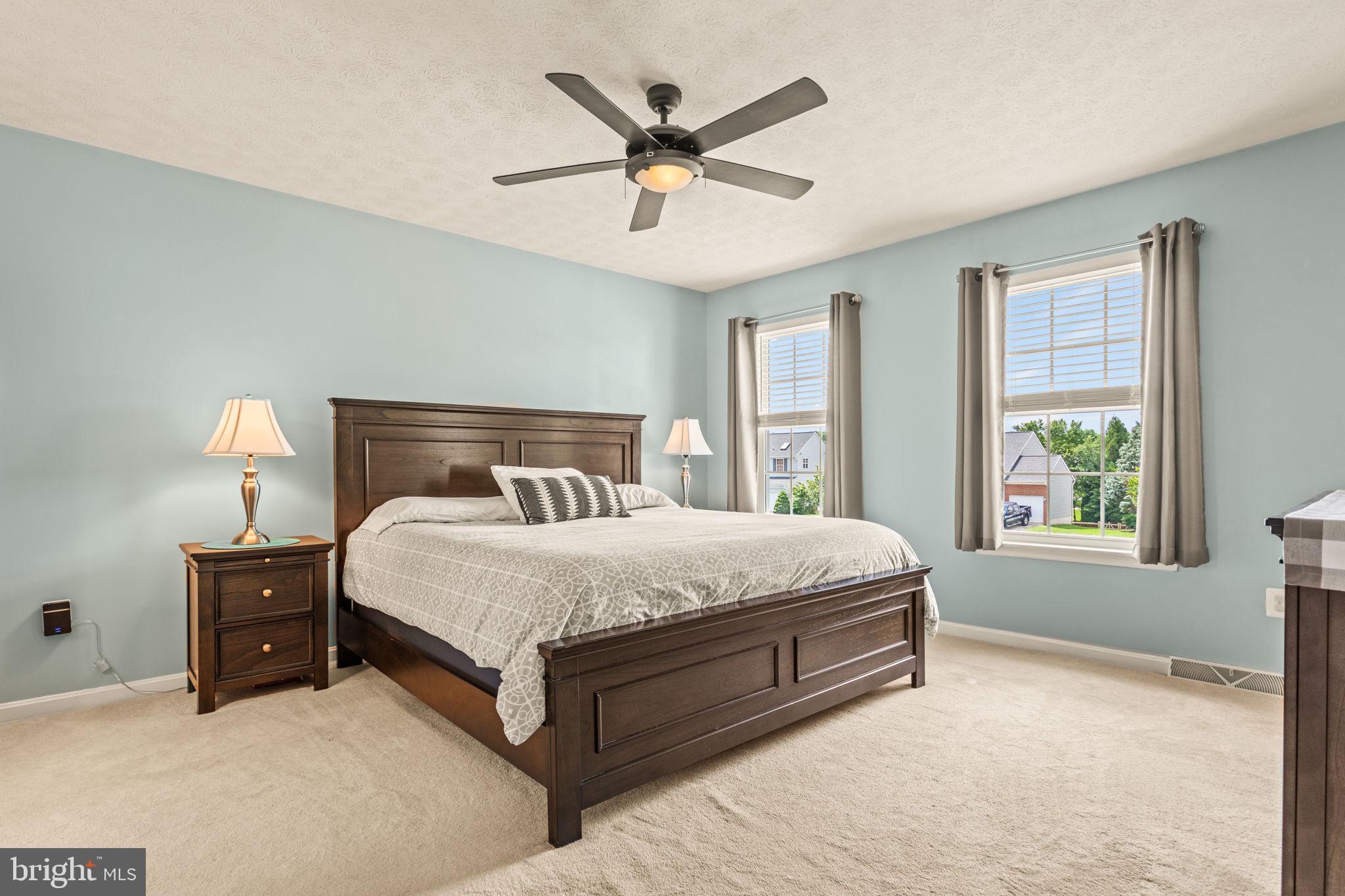 WELLINGTON TRACE - Residential