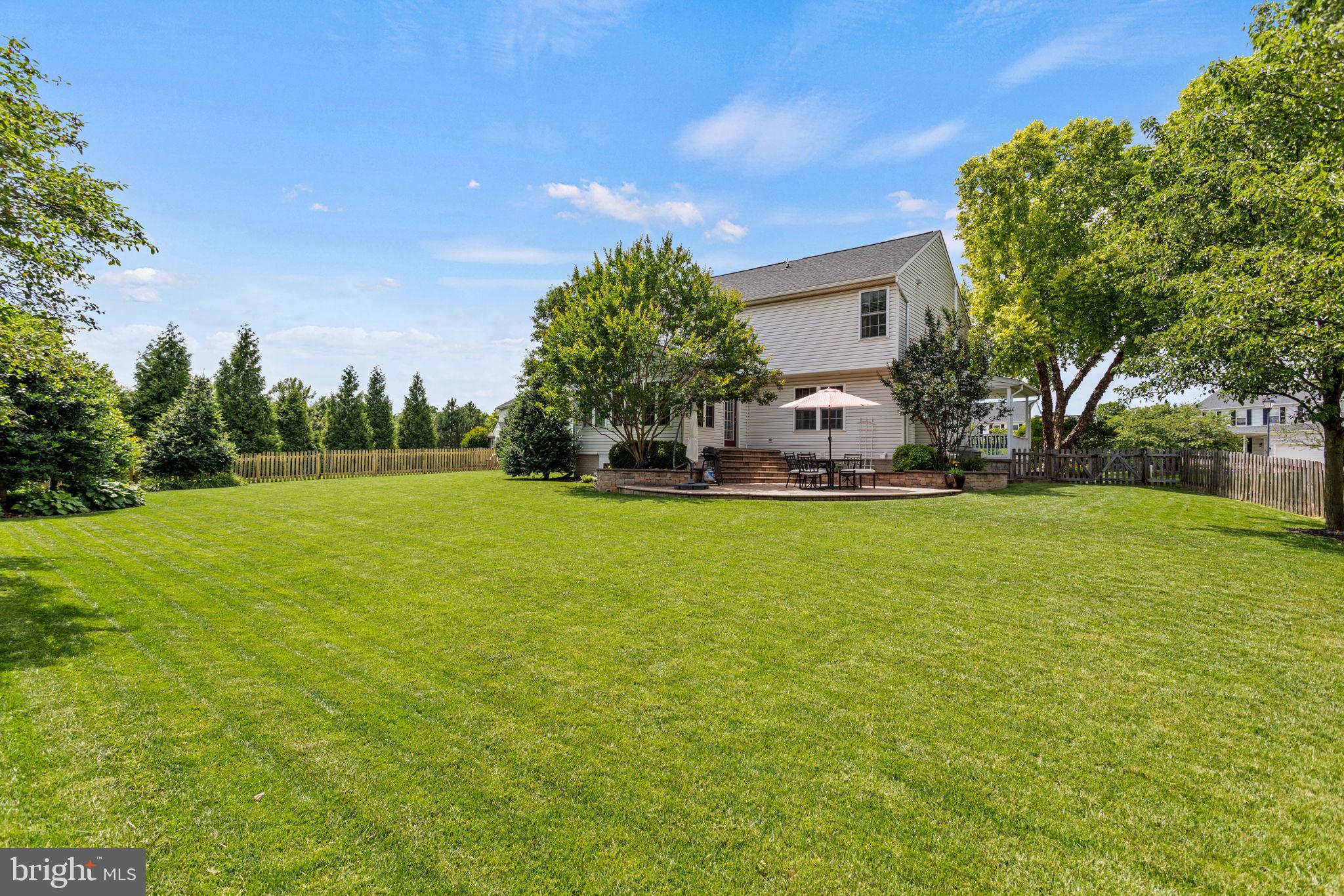 WELLINGTON TRACE - Residential