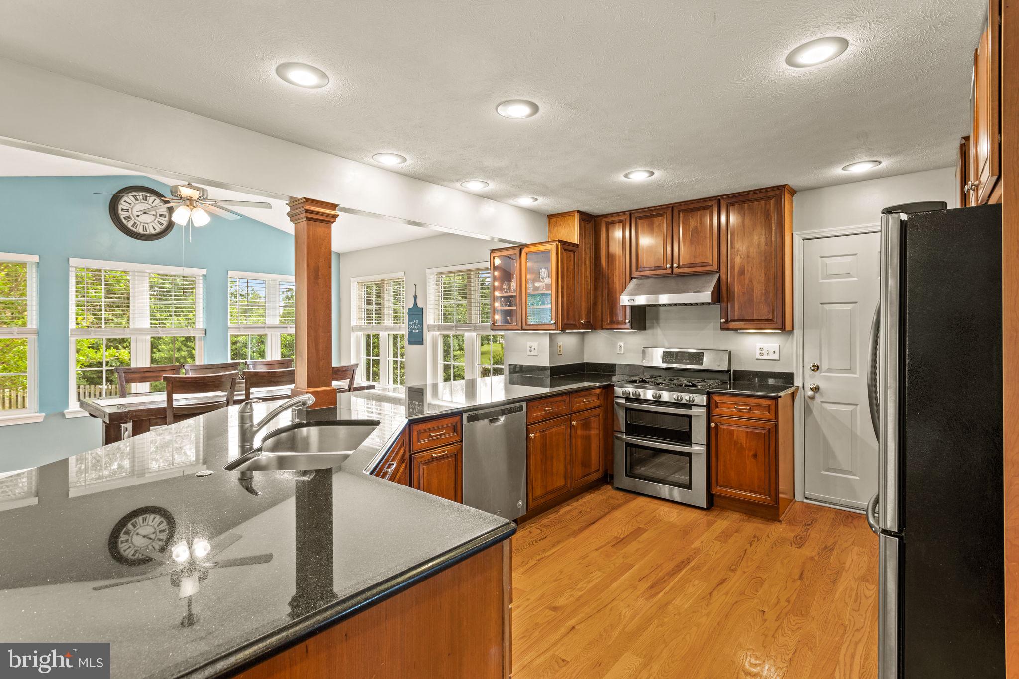 WELLINGTON TRACE - Residential