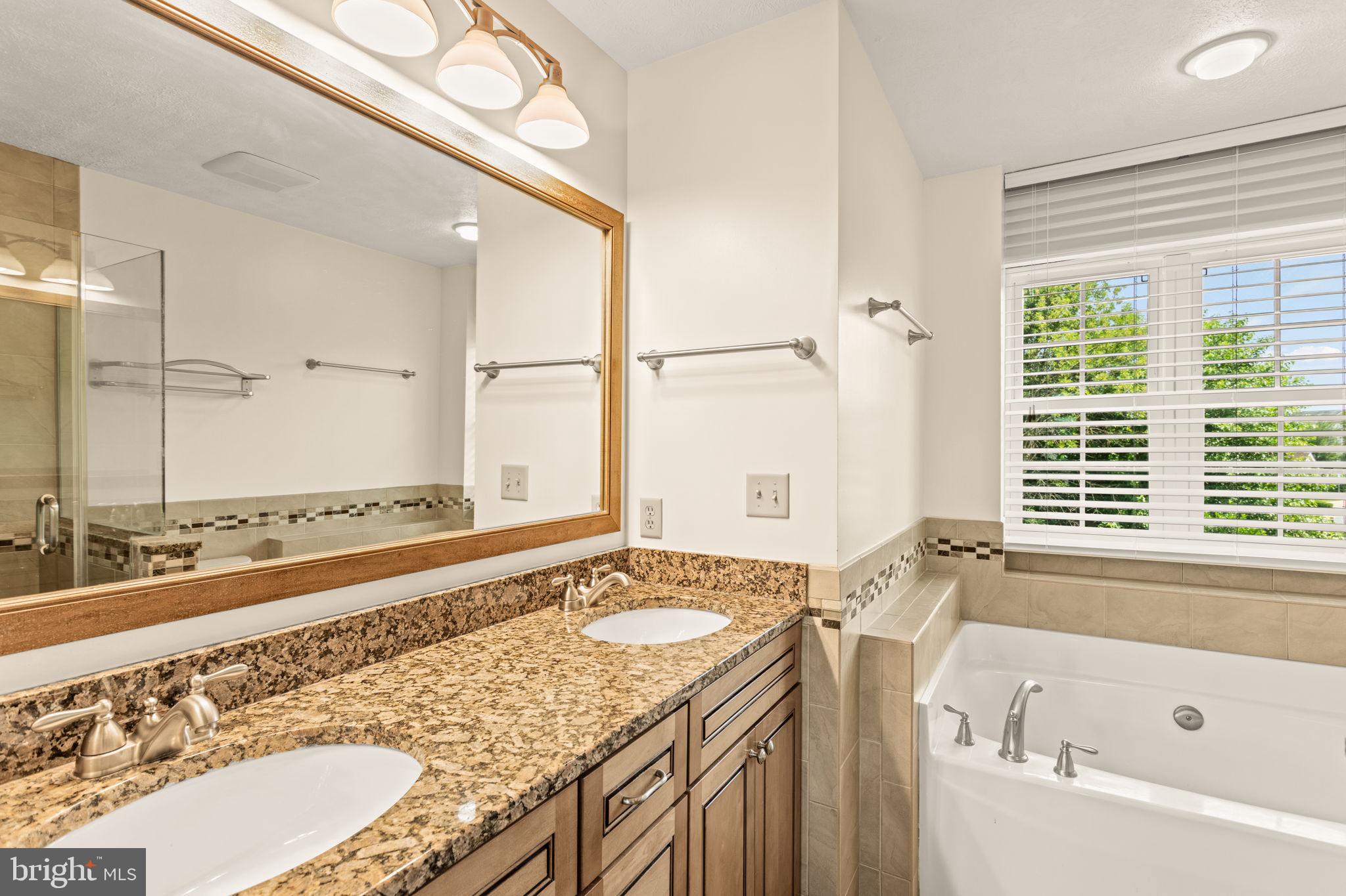 WELLINGTON TRACE - Residential