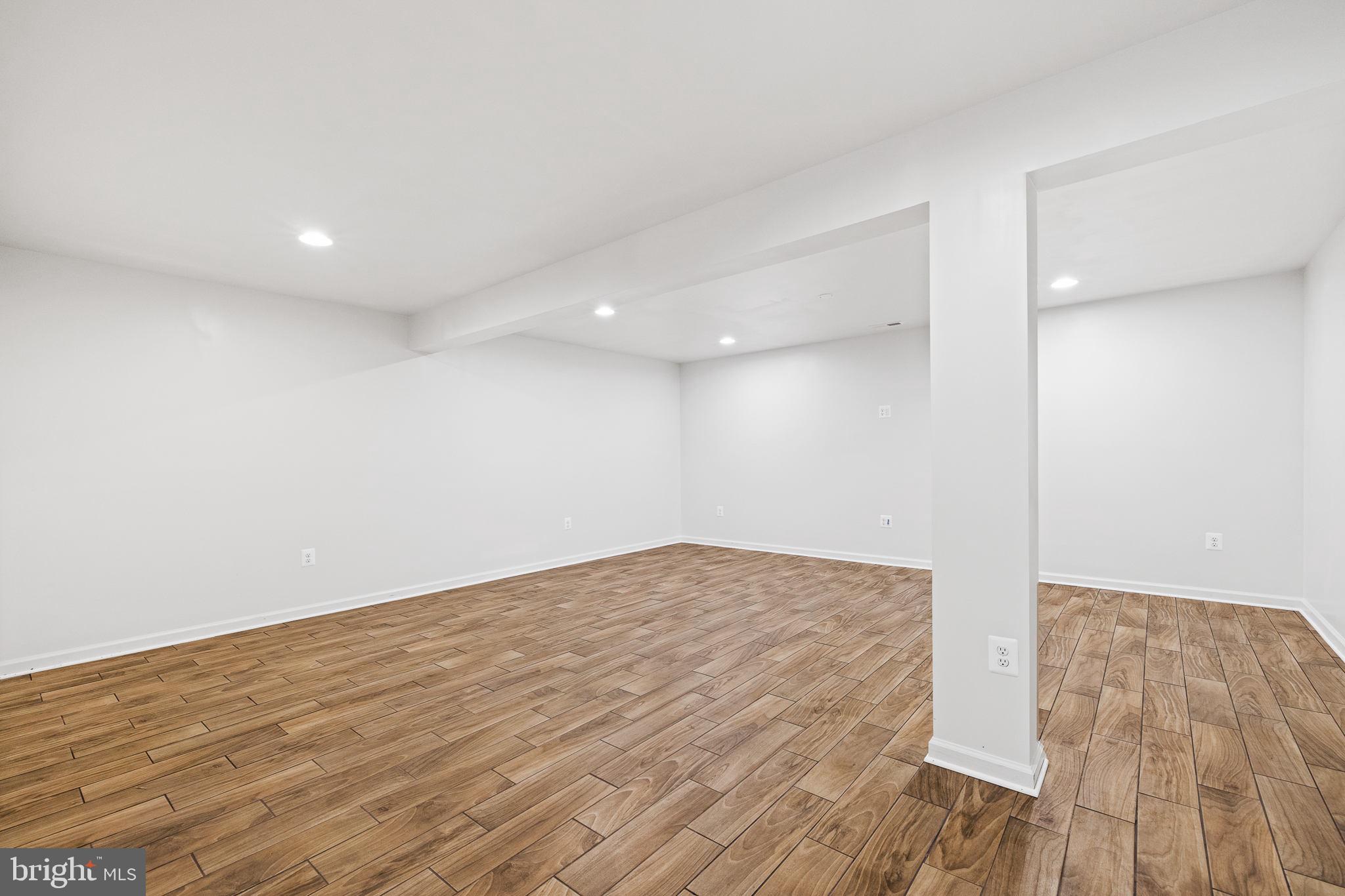 COLONIAL FORGE - Residential