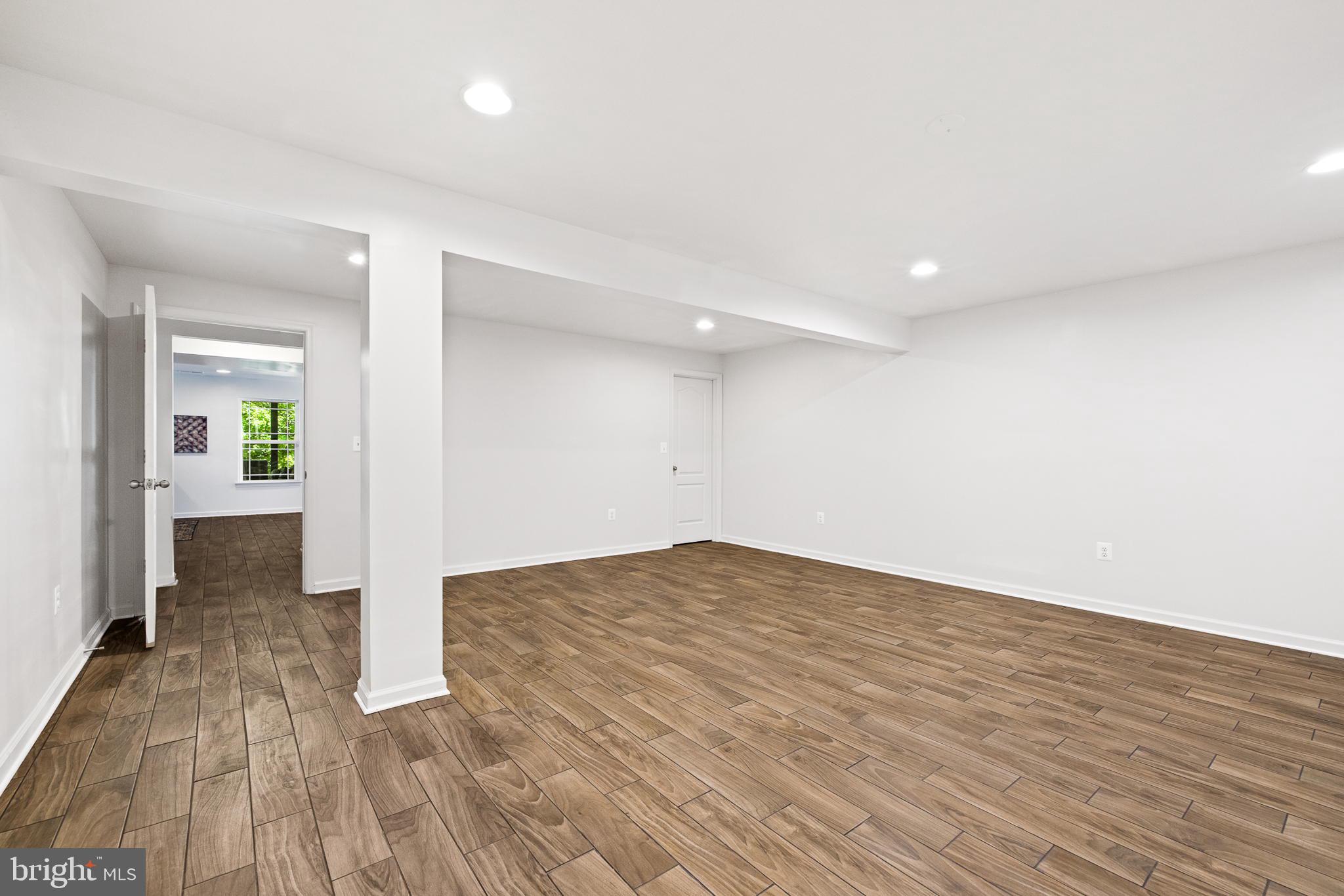 COLONIAL FORGE - Residential