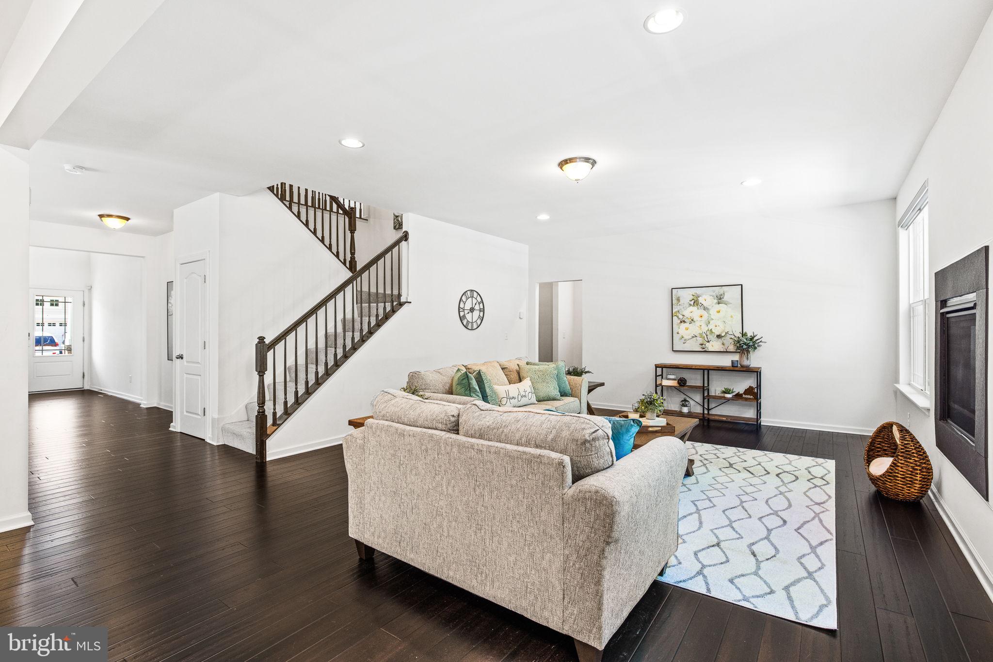 COLONIAL FORGE - Residential