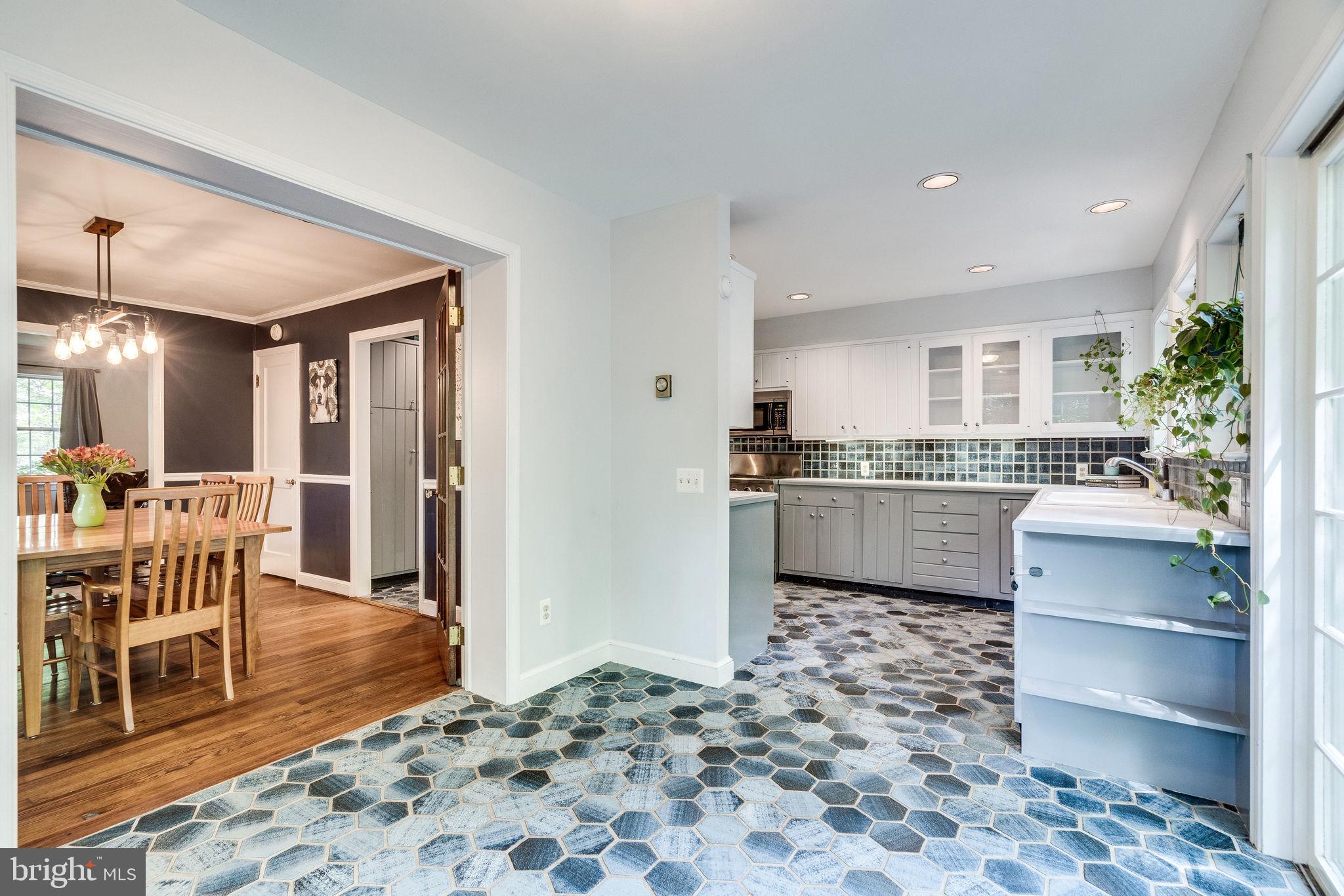 HYBLA VALLEY FARMS - Residential