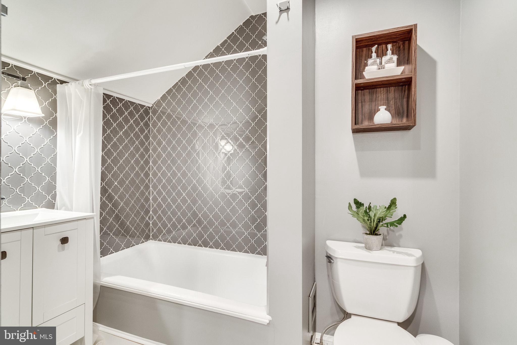 HYBLA VALLEY FARMS - Residential