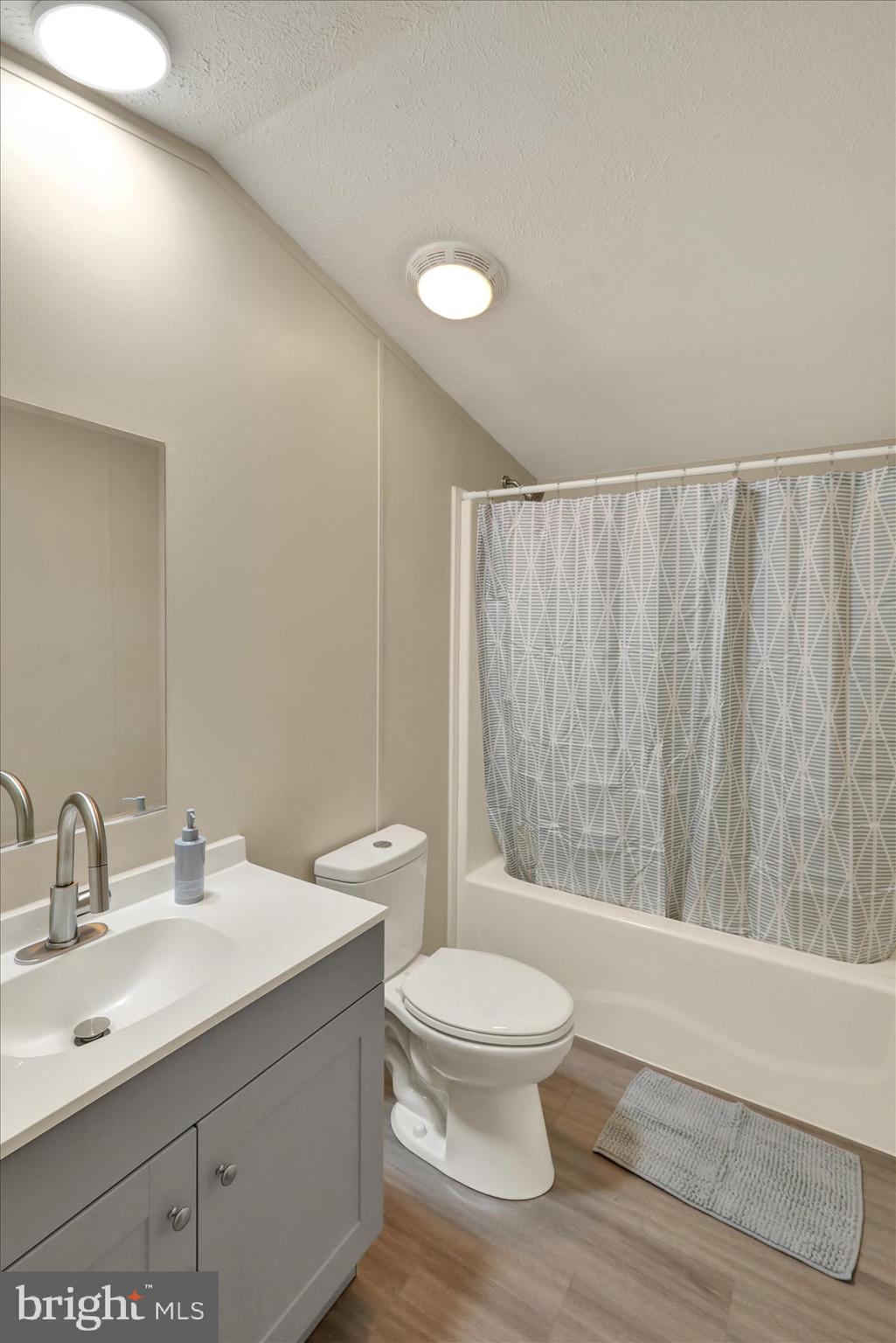 PALM CITY PARK - Residential