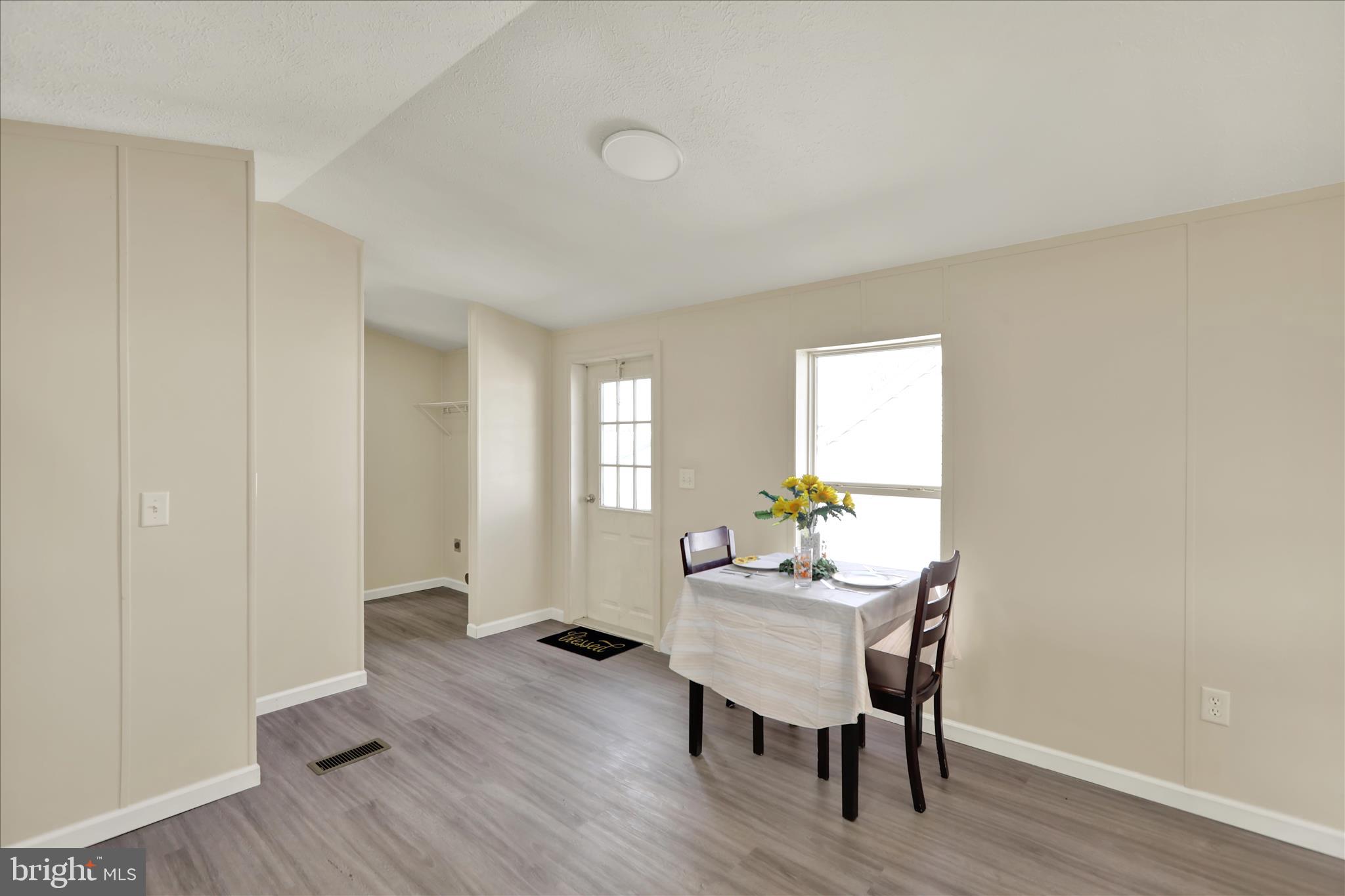 PALM CITY PARK - Residential