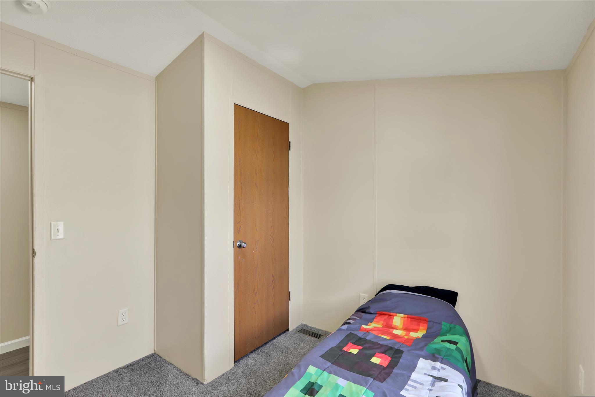 PALM CITY PARK - Residential