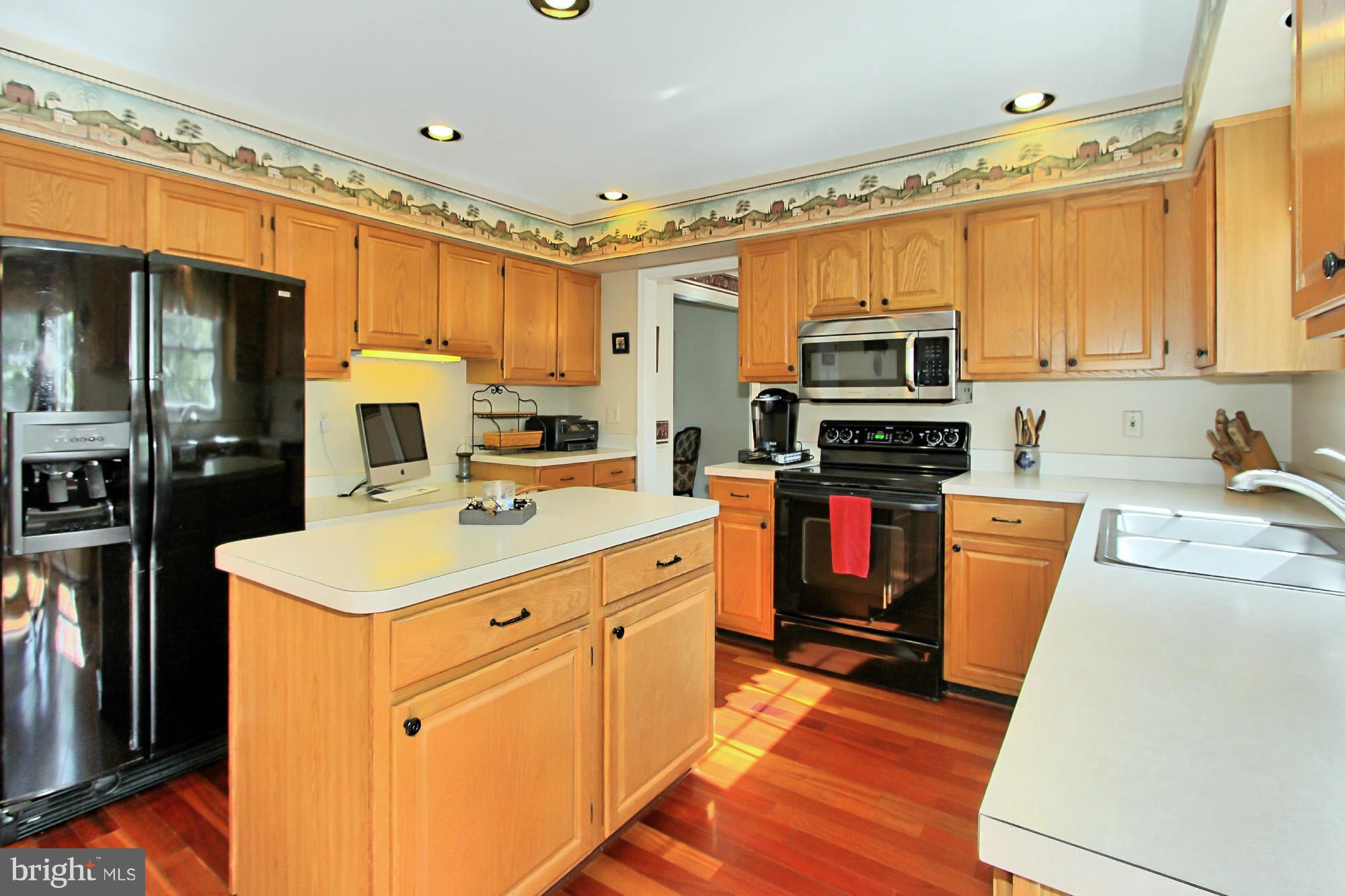 HASTINGS HUNT - Residential