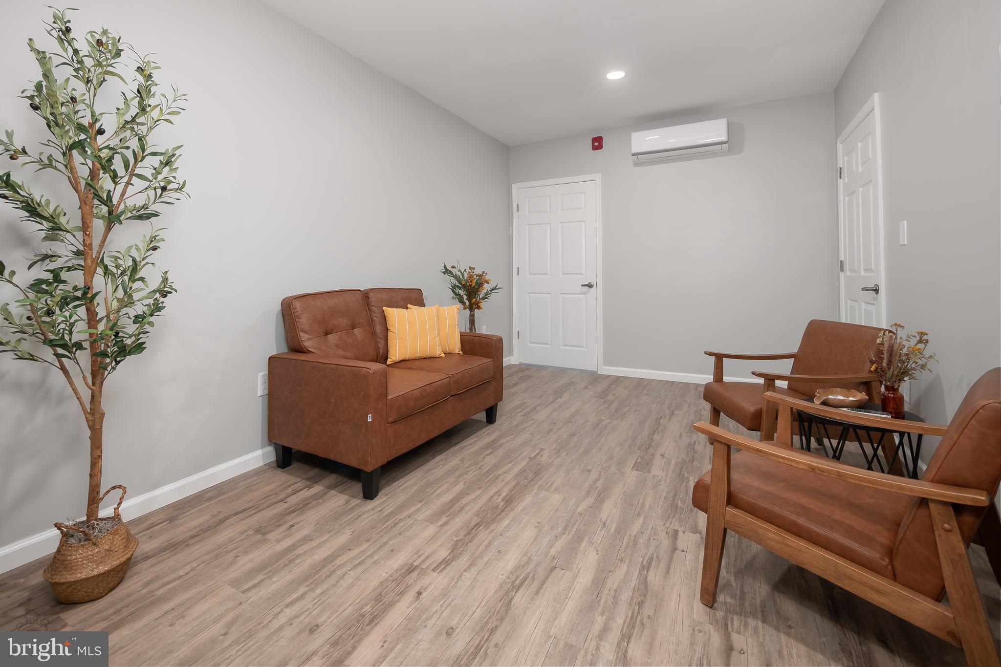 97 RIDGE ROAD 3RD FLOOR - B