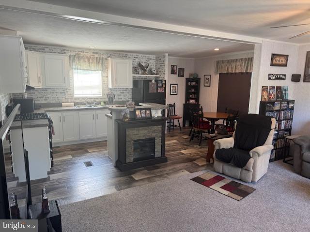 708 PRIMROSE LANE