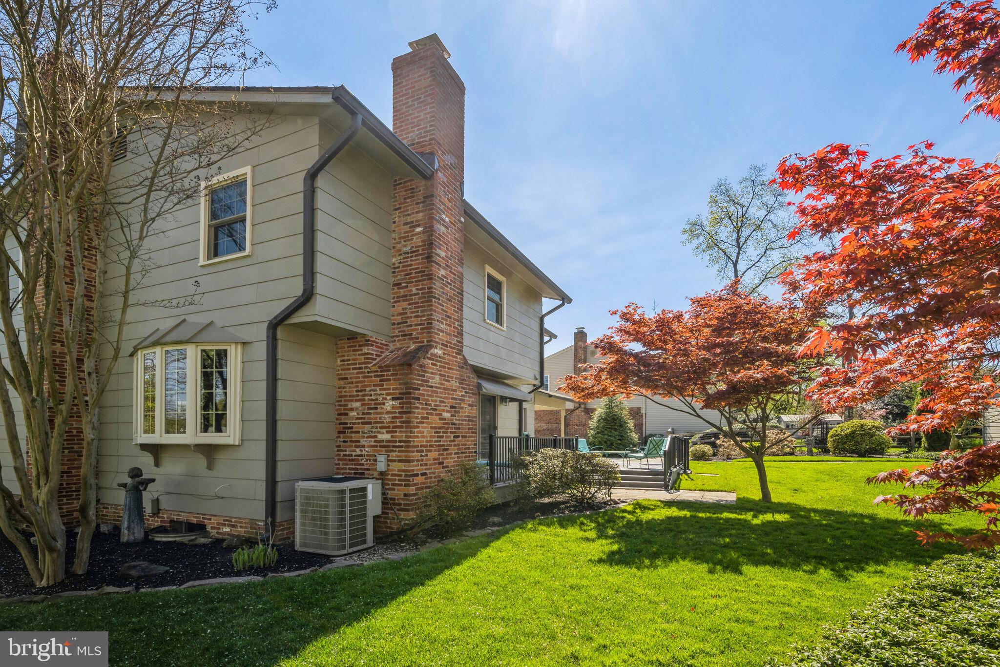 DIAMOND COURTS - Residential